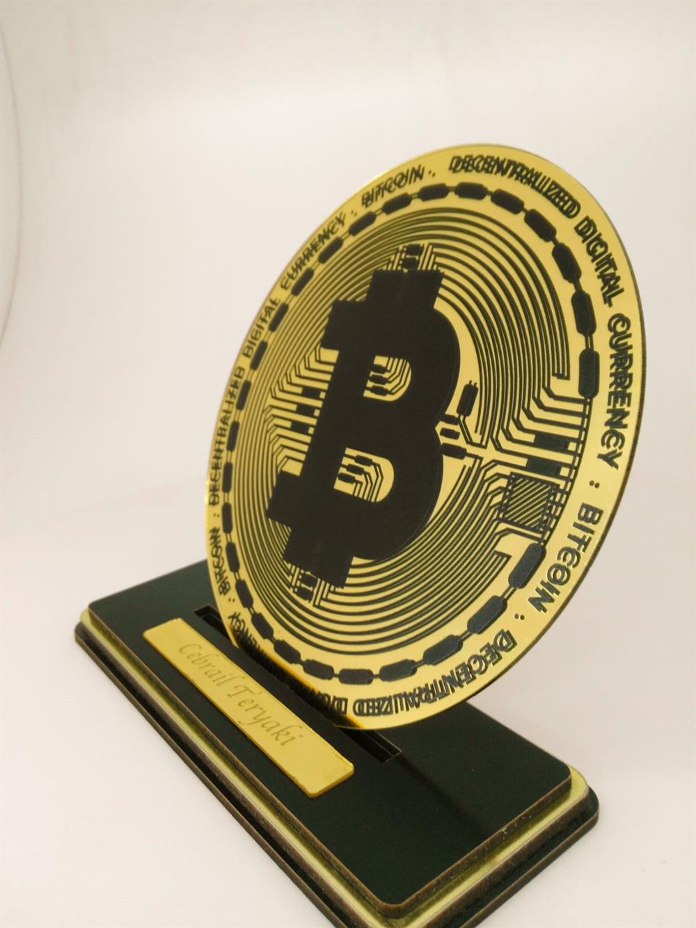 Bitcoin Para Kişiye Özel İsmli Masa Üzeri Dekor 20x20 cm