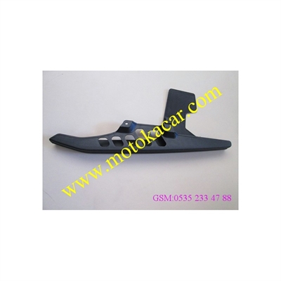 CROSS 150 ARKA ZİNCİR KAPAĞI