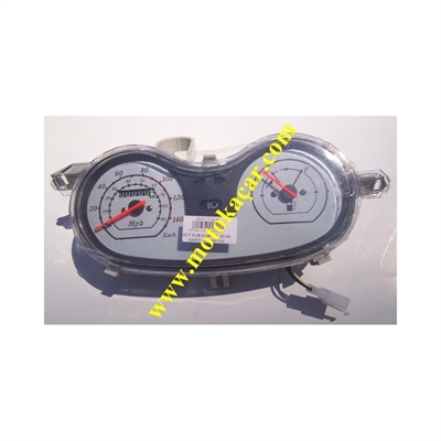 SCOOTER YUKİ 150T-20 PEXMA150T-11  KİLOMETRE KOMPLE DEVİR SAATİ YOK BEYAZ