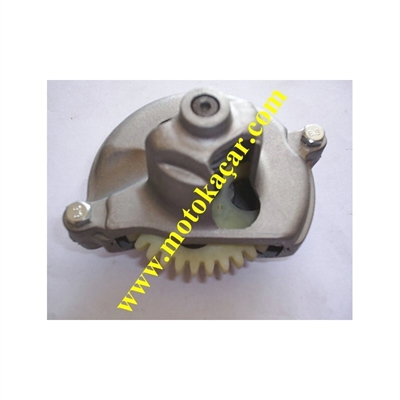 YUKİ CROSS CG 200 37T YAĞ POMPASI