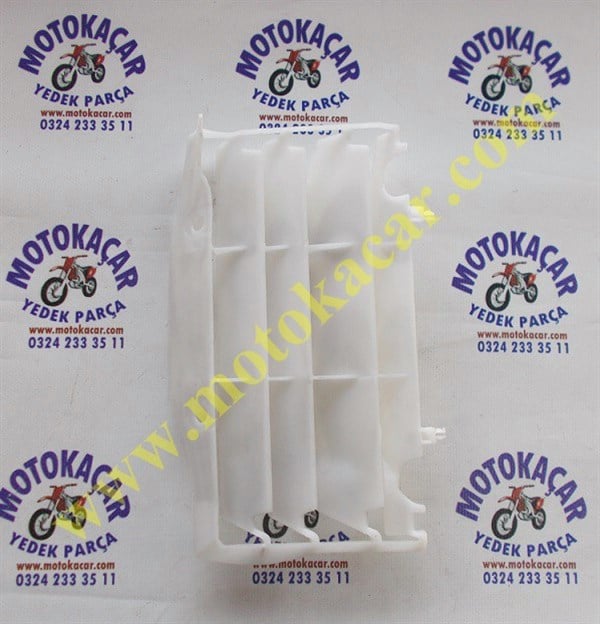APACHİ CROSS 27HP RADYATÖR PANJURU SAĞ ORJİNAL