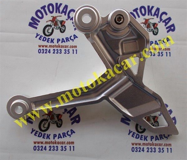 CF MOTO 250 NK ÖN BASAMAK BRAKETİ SOL ORJİNAL