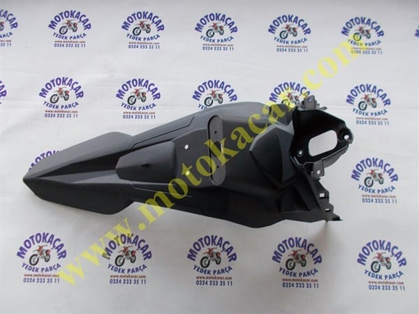 RKS TİTANİC S ARKA ÇAMURLUK ORJİNAL