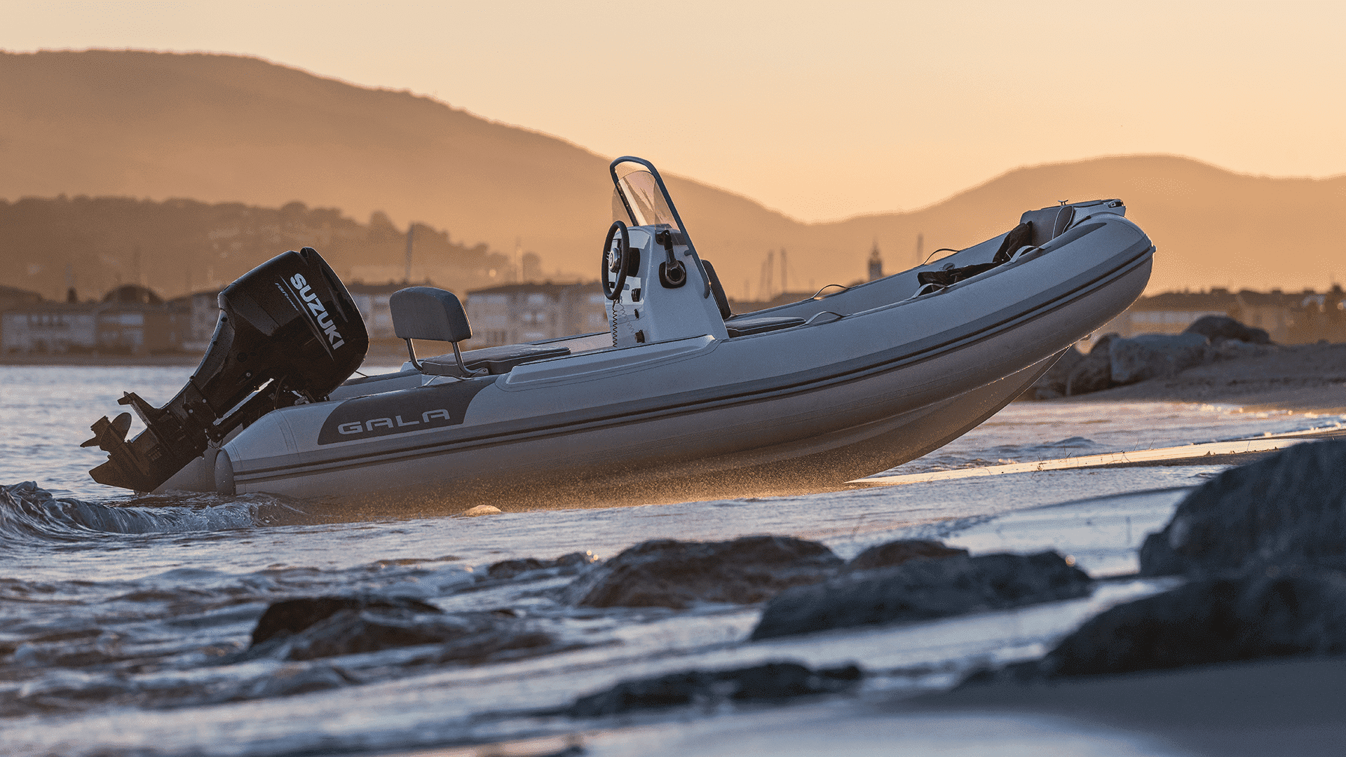  GALA Atlantis 450 HL Deluxe Alüminyum Tabanlı, Oturma Gruplu Hypalon Şişme Bot  