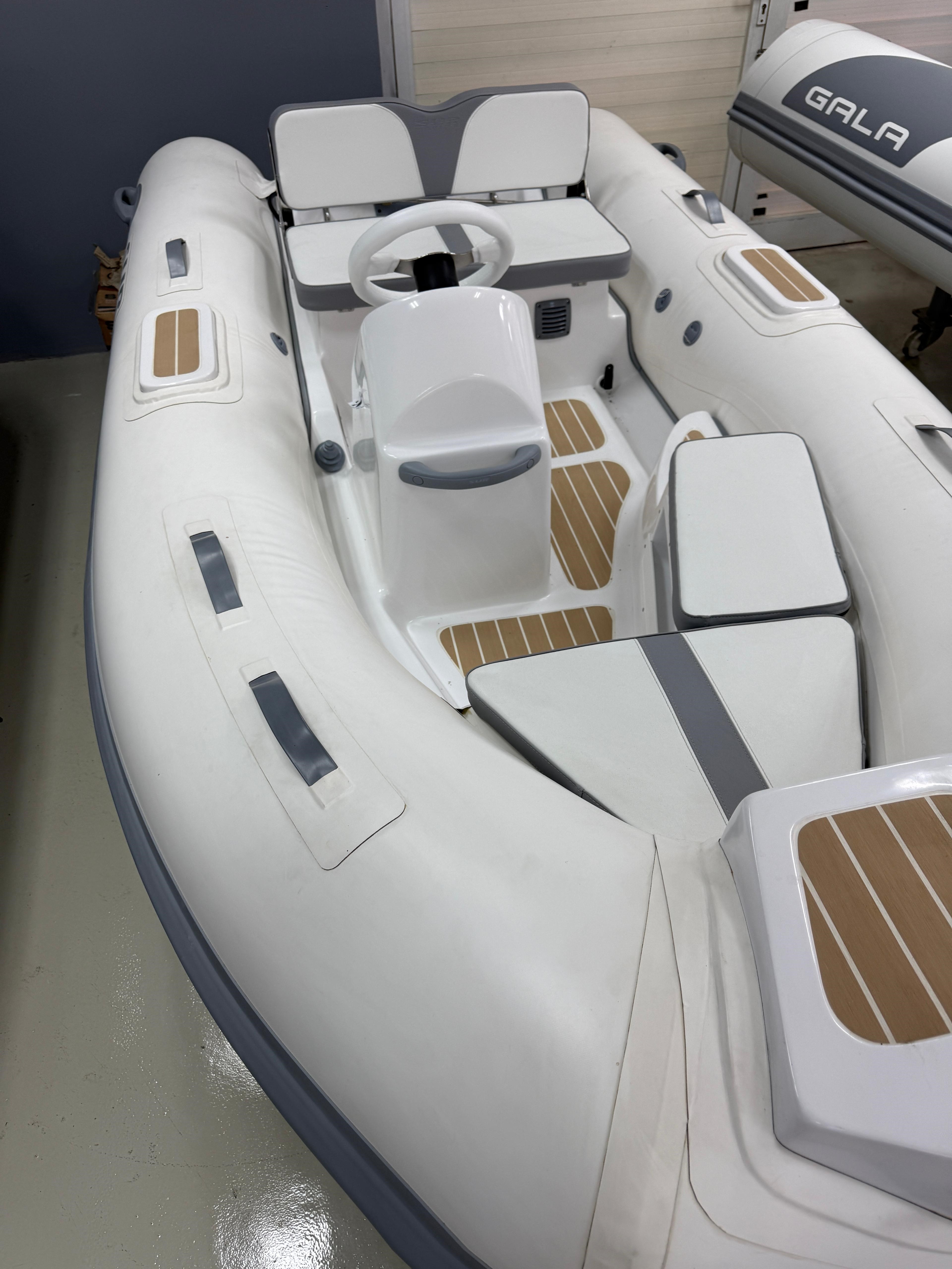  Surmarine ST 310 Fiber Tabanlı Oturma Gruplu Hypalon Şişme Bot  