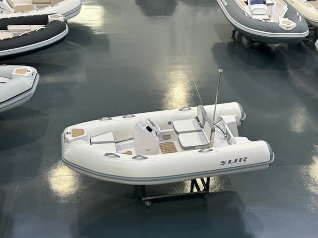 Surmarine ST 280 Şişme Bot ve Yamaha F20 BEPS Dıştan Takma Motor