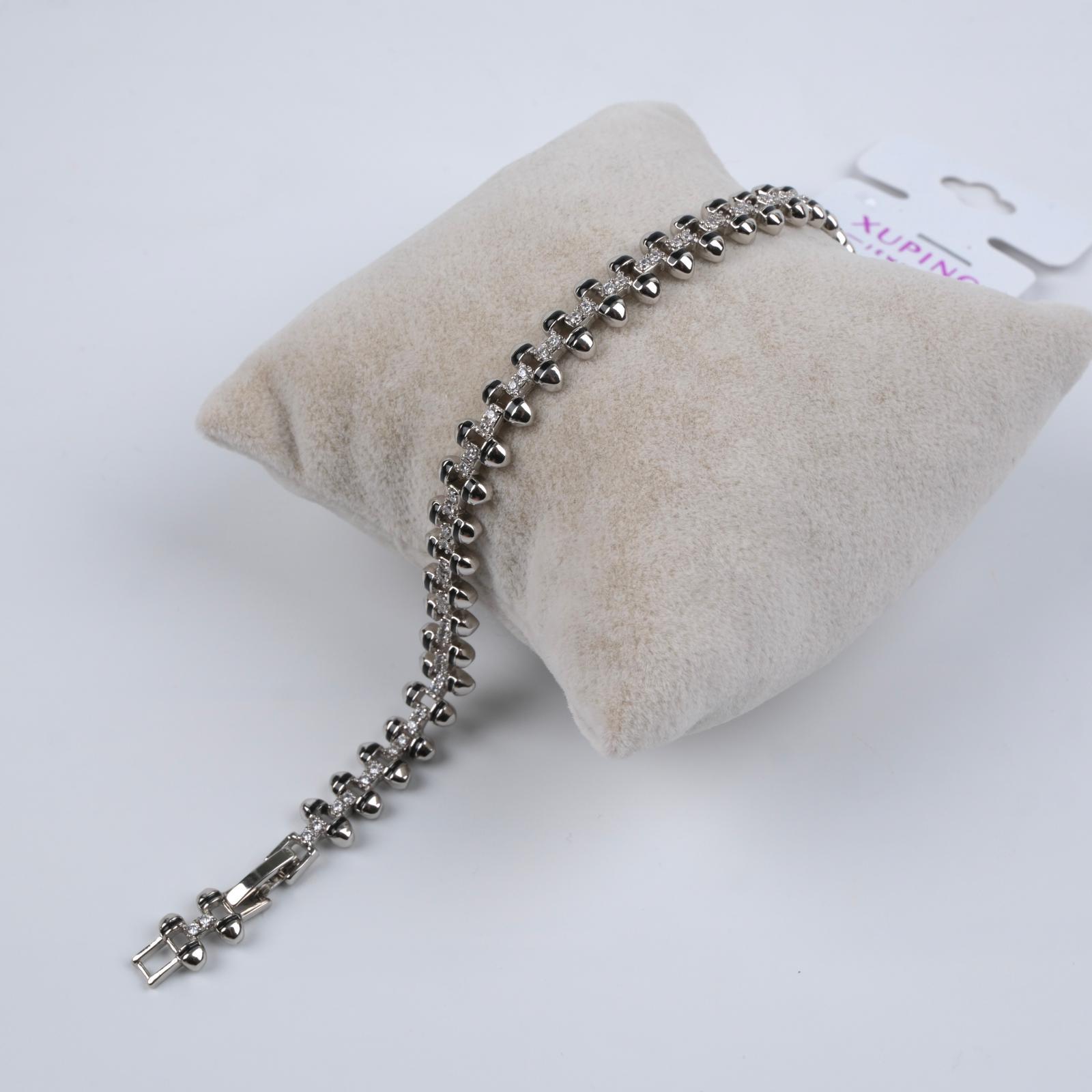 Toptan ÇİVİ MODEL BİLEKLİK 