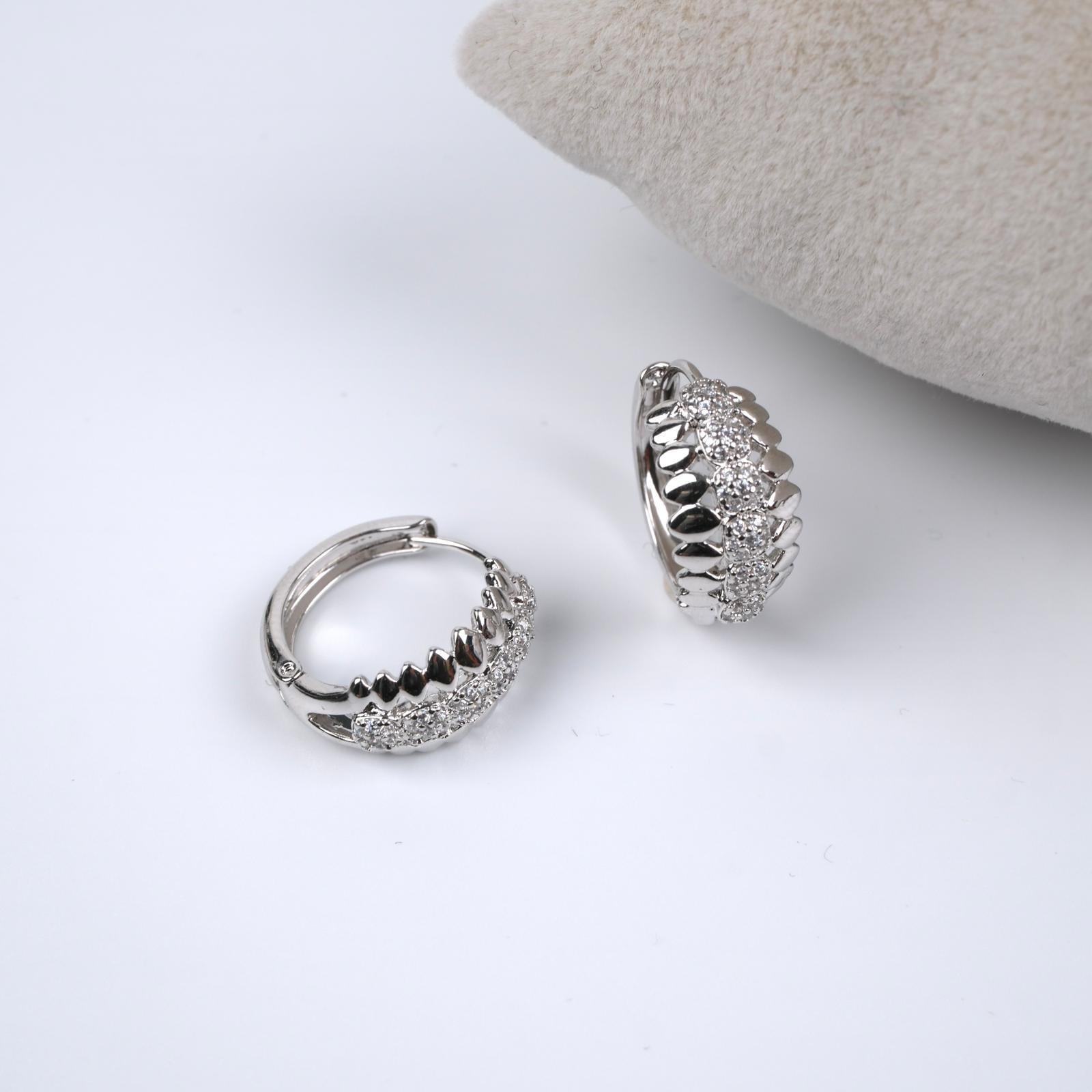 Toptan MİNİ TAŞLI KÜPE