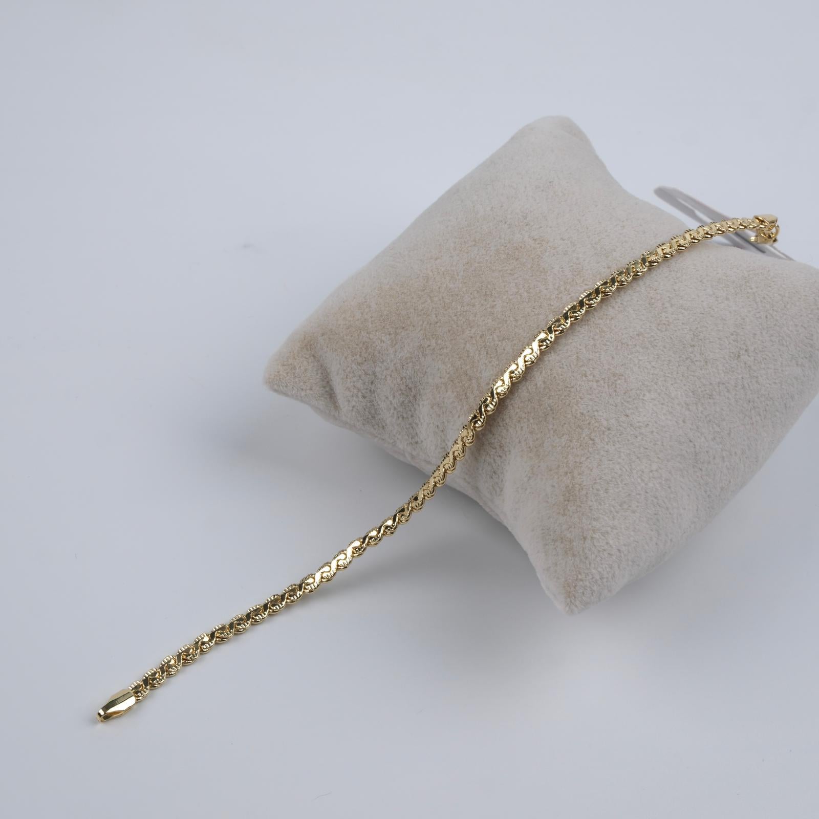 Toptan ÖRGÜ MODEL BİLEKLİK