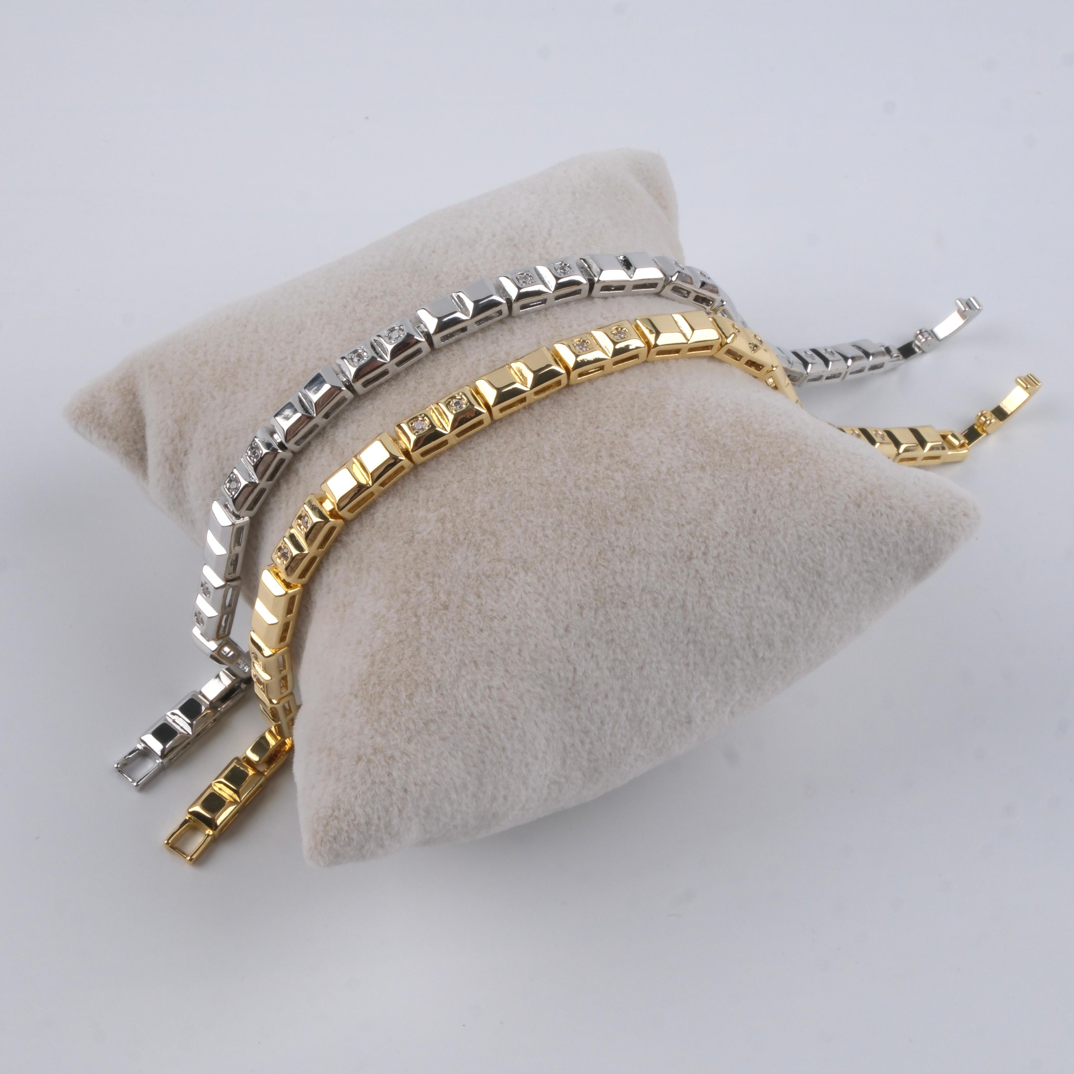 Toptan ÖZEL SERİ BİLEKLİK 