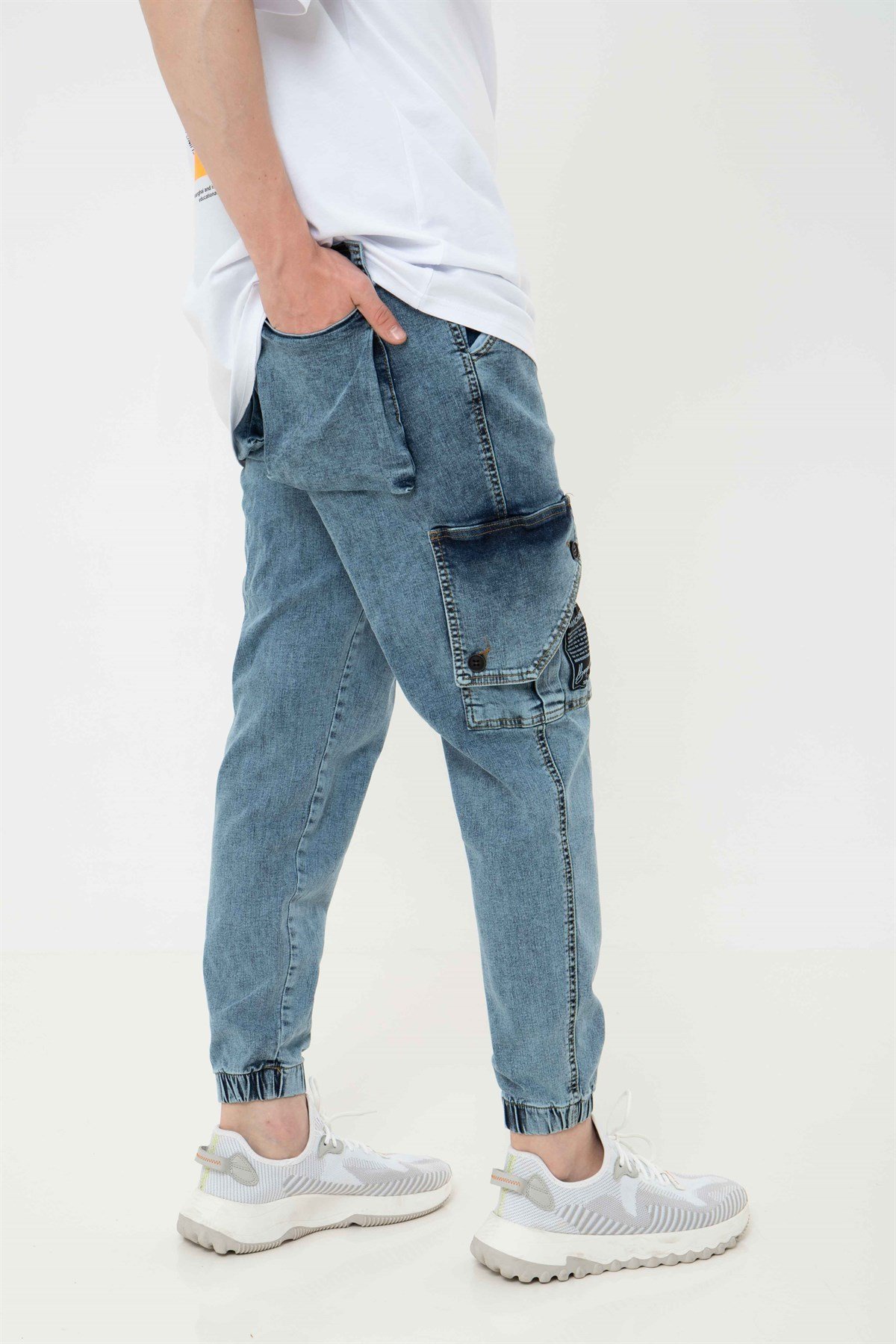 Patch Detaylı Bel-Paça Lastikli Mavi Jogger Pantolon