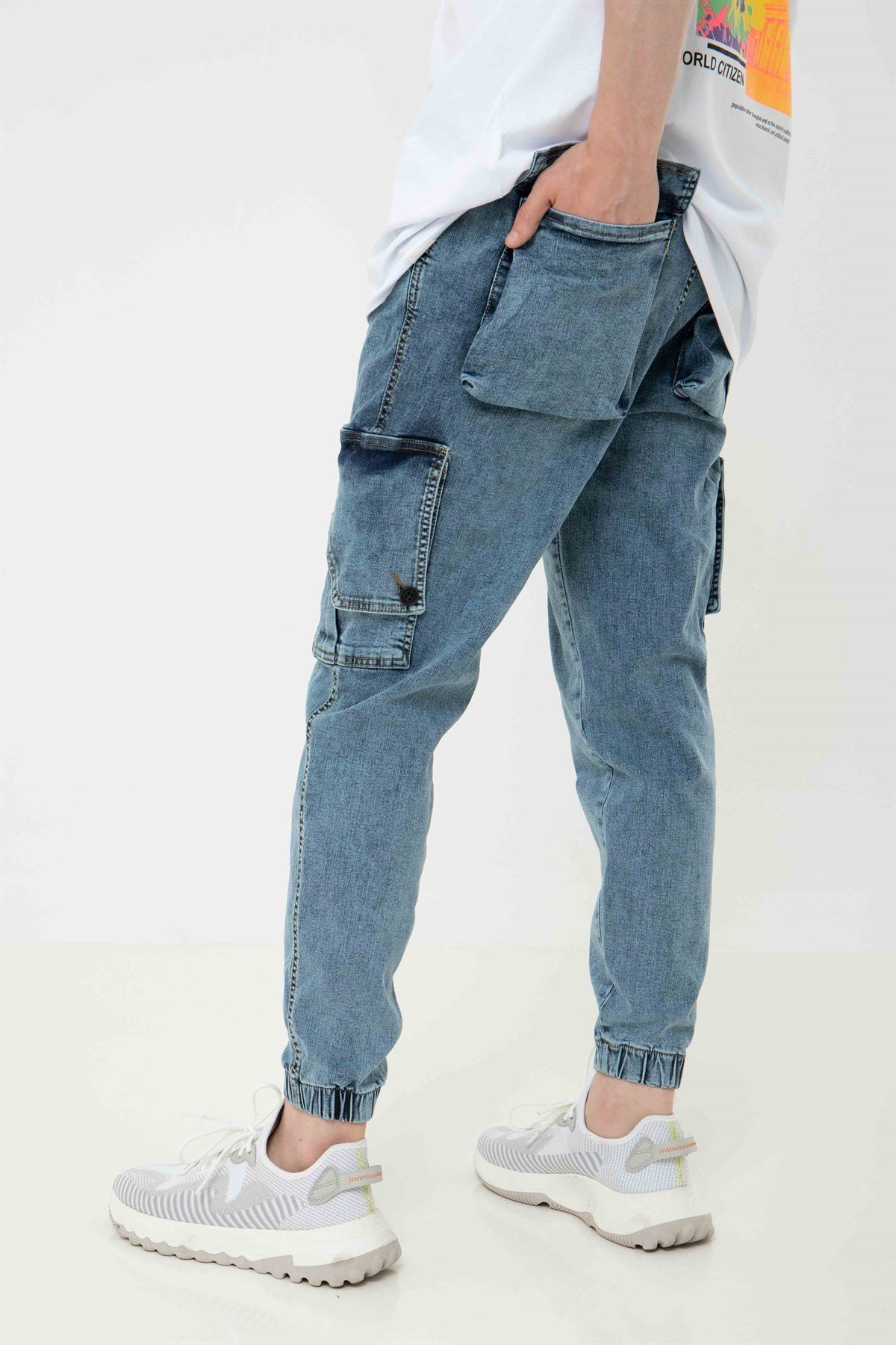 Patch Detaylı Bel-Paça Lastikli Mavi Jogger Pantolon