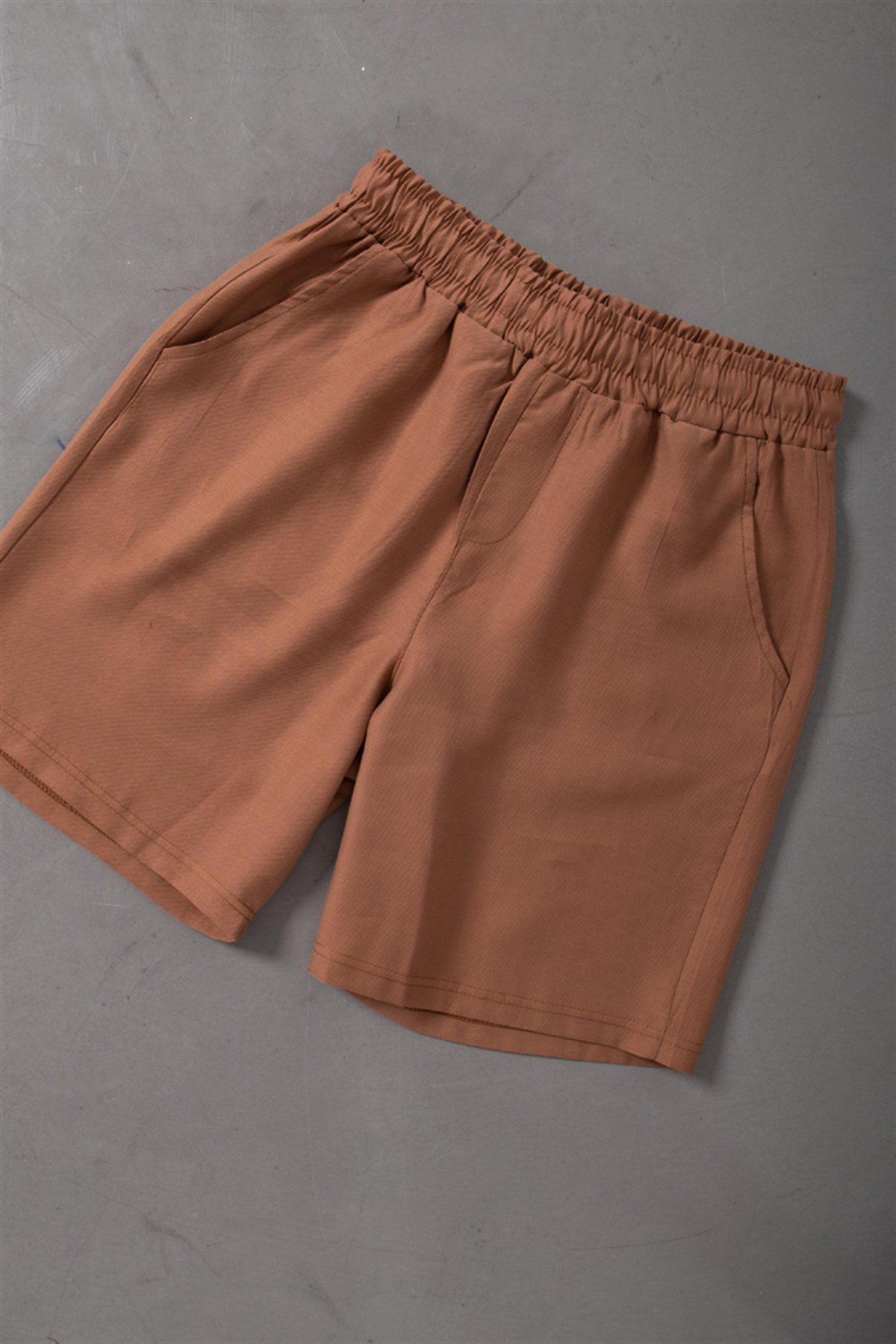 Regular Beli Lastikli Keten Şort CAMEL
