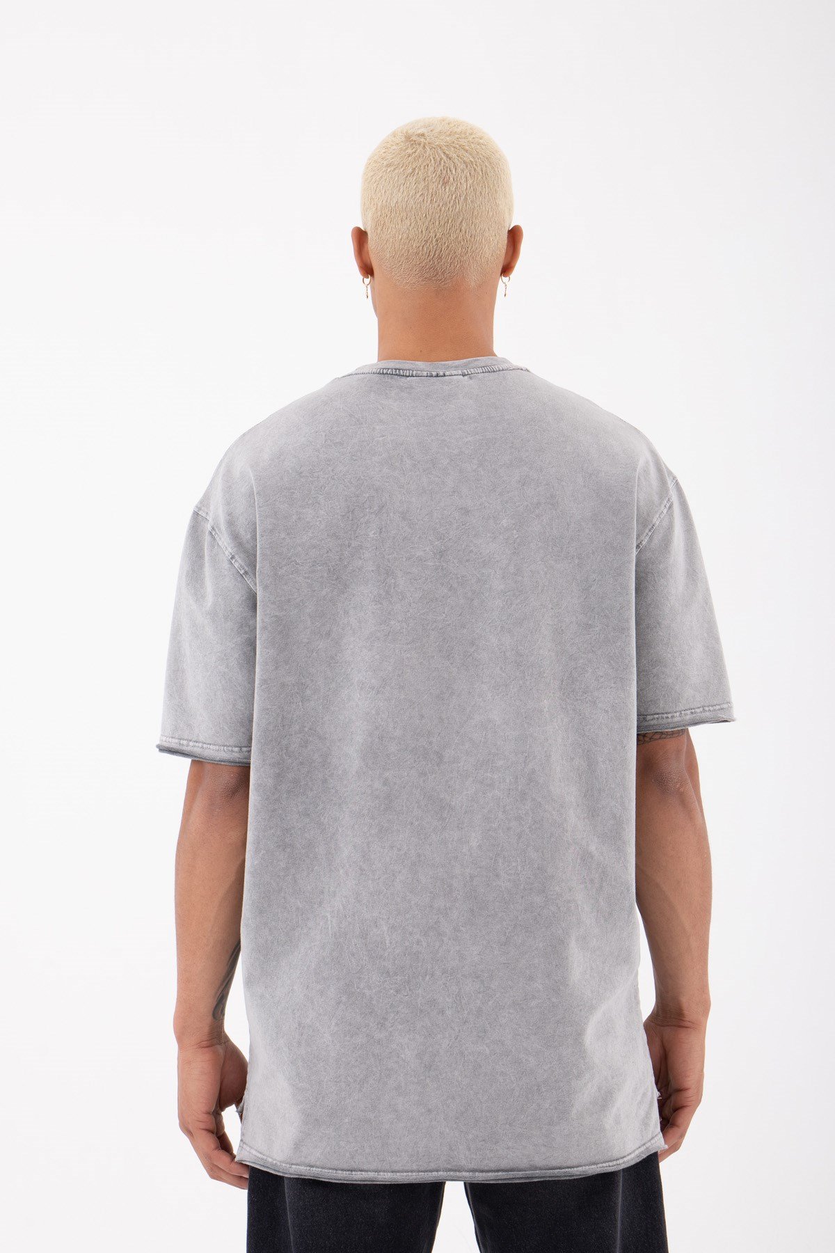 Relaxed Basic Yıkamalı Kumaş Yırtmaç Detaylı T-Shirt EKRU