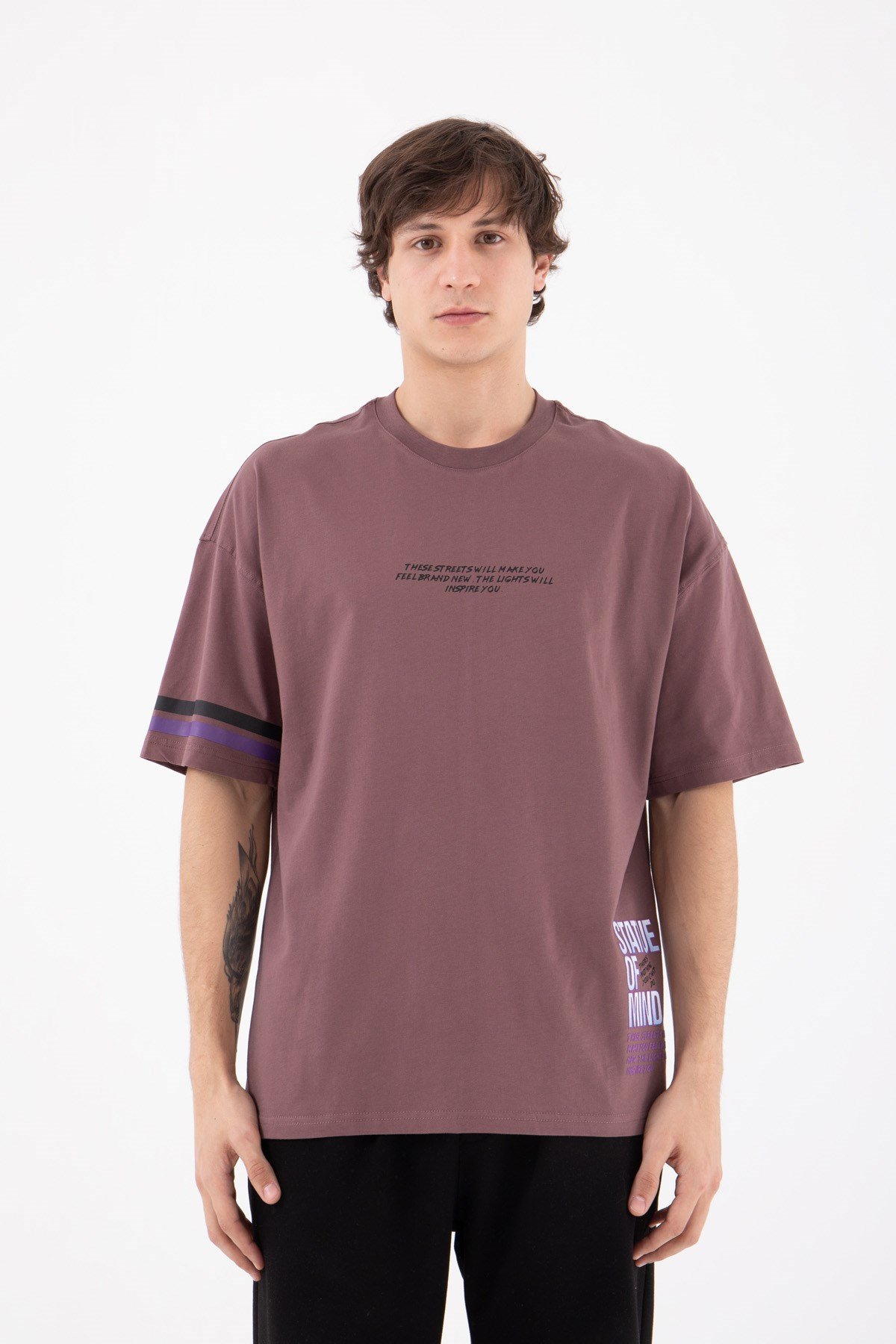 Oversize Statue Of Baskılı Pamuklu T-Shirt MÜRDÜM