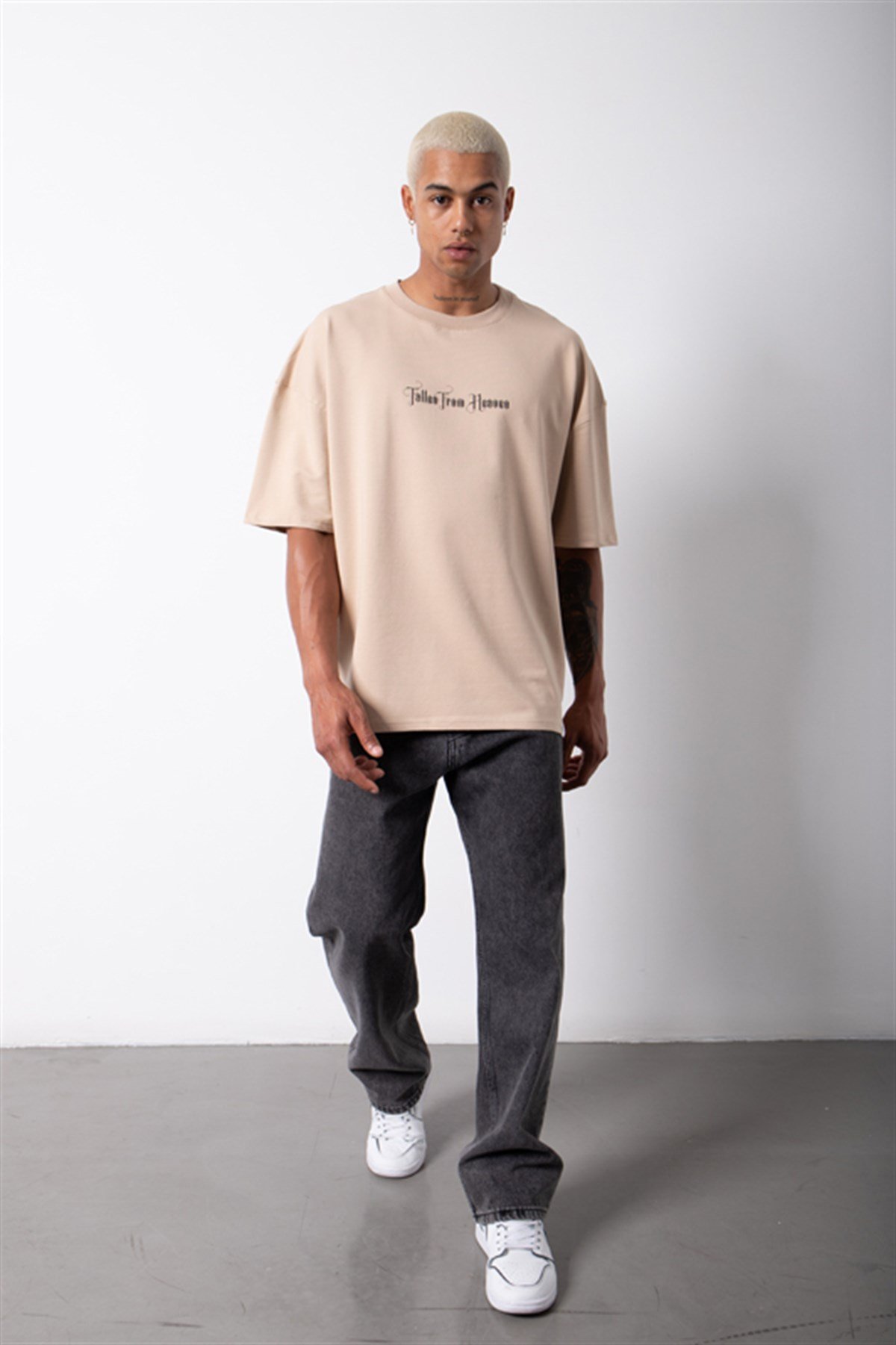 Oversize Heaven Baskılı Organik Pamuklu T-Shirt BEJ