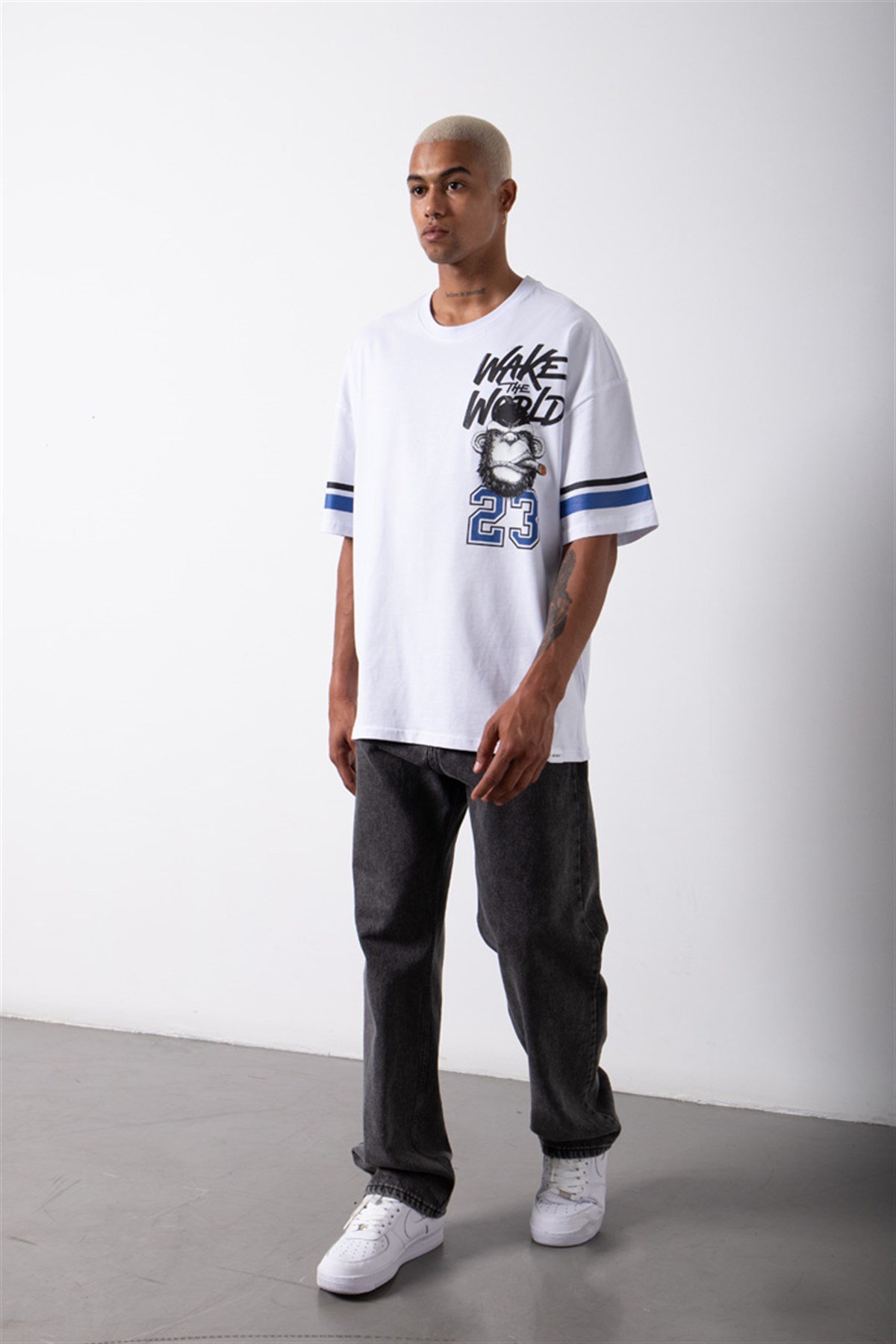 Oversize Wake The World Baskılı Pamuklu T-Shirt BEYAZ
