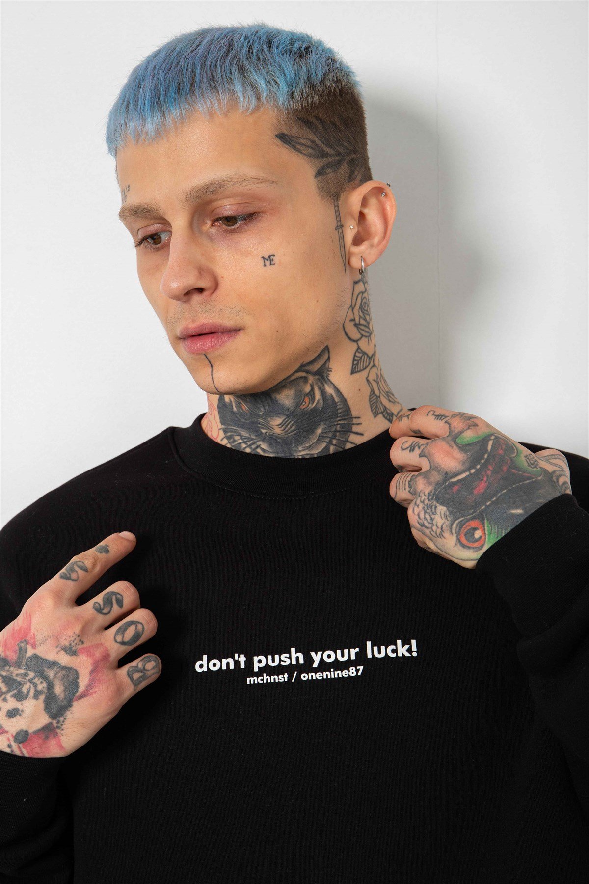Oversize Dirty Hands Baskılı Sweatshirt SİYAH