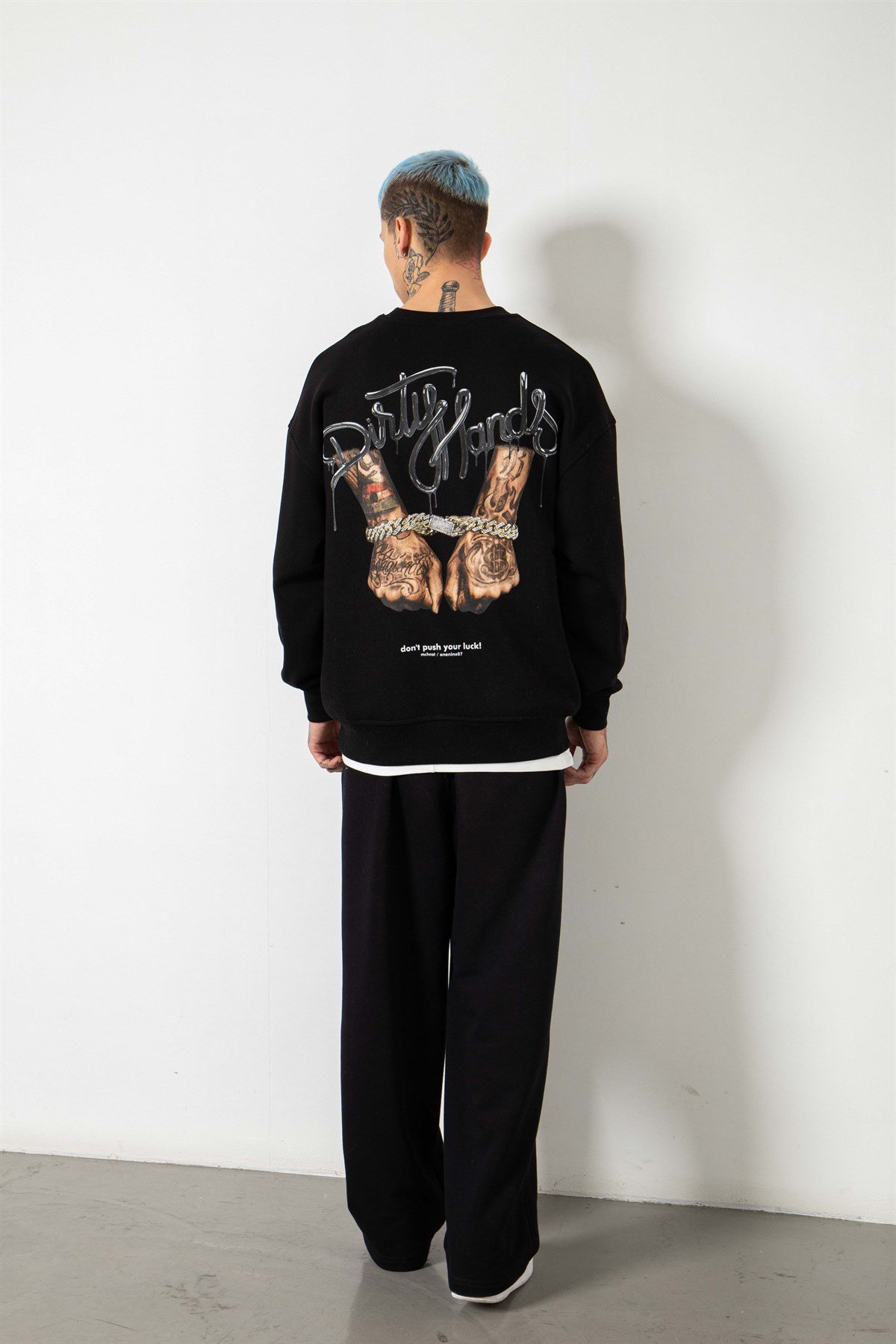 Oversize Dirty Hands Baskılı Sweatshirt SİYAH