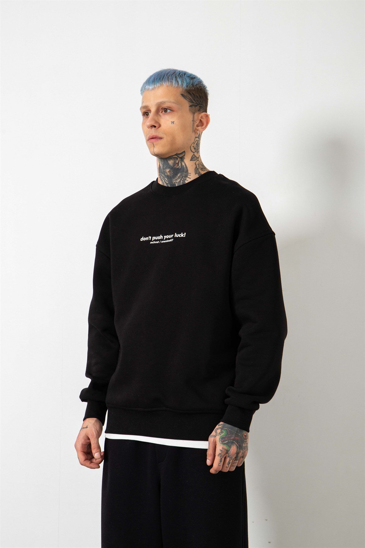 Oversize Dirty Hands Baskılı Sweatshirt SİYAH