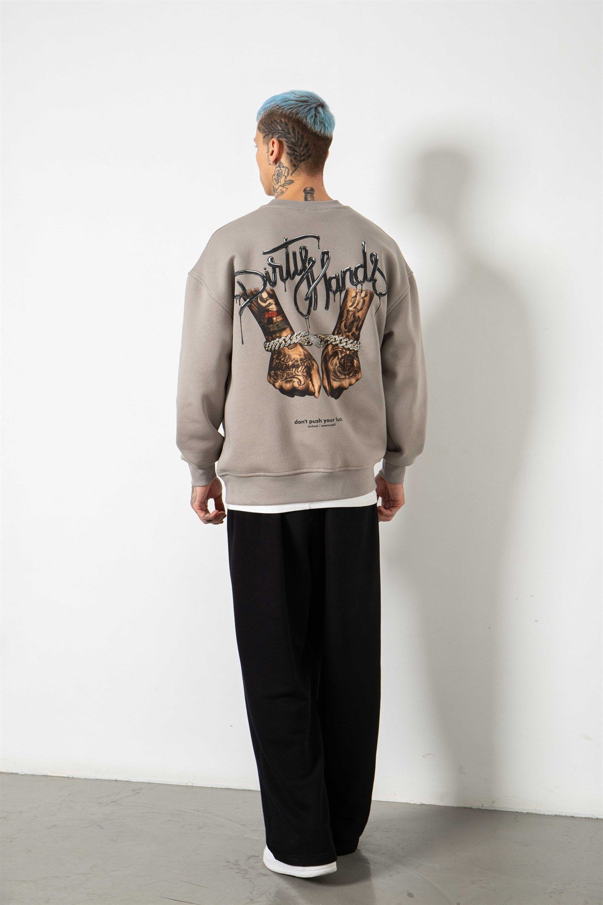 Oversize Dirty Hands Baskılı Sweatshirt ICE GRİ