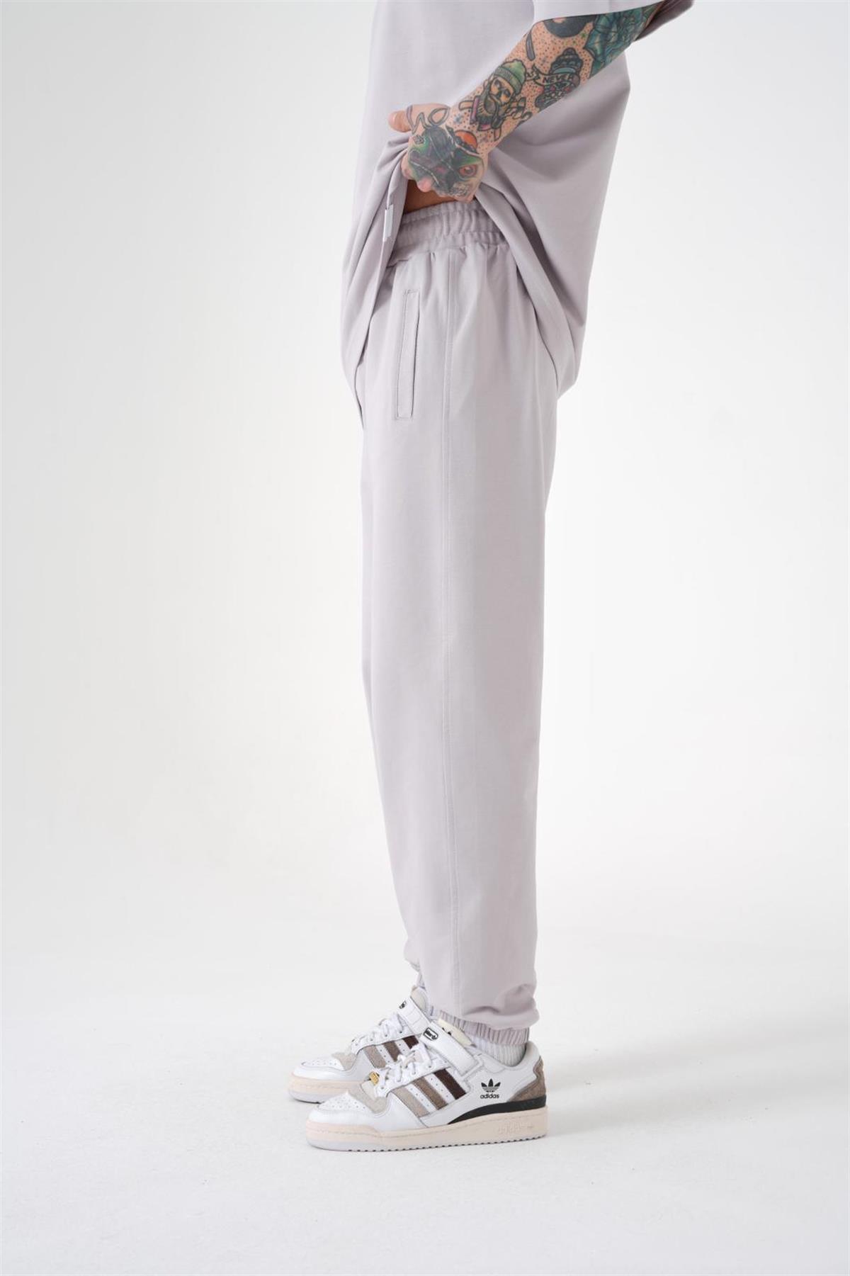 RELAXED BASIC PAÇA LASTİKLİ CEPLİ EŞOFMAN ALTI AÇIK GRİ