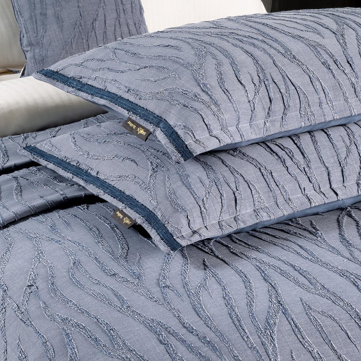 Sarev Fallon Mavi Çift Kişilik Dekoratif Kırlent Hediyeli Yatak Örtüsü Seti 260*250 cm