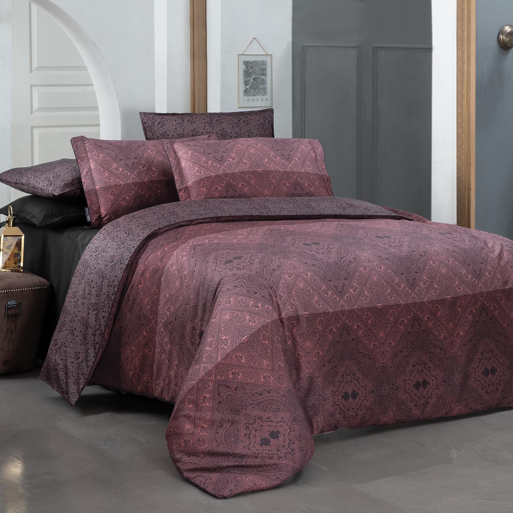 Sarev Brezno Kırmızı King Size (Battal Boy) %100 Pamuk Saten Çift Taraflı 300 TC Nevresim Takımı