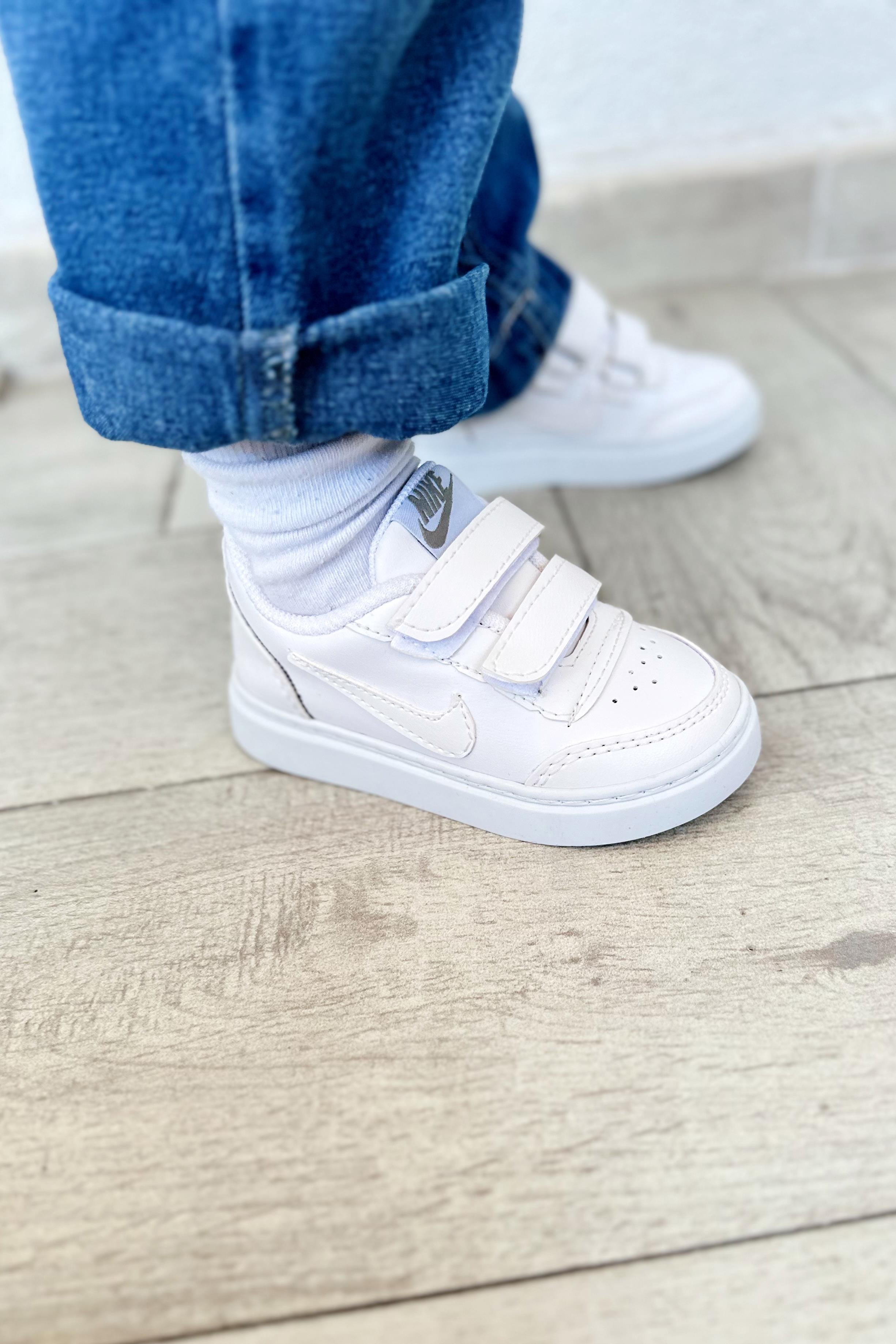 Amblem Baskılı Cırtlı Çocuk Spor Ayakkabı Beyaz