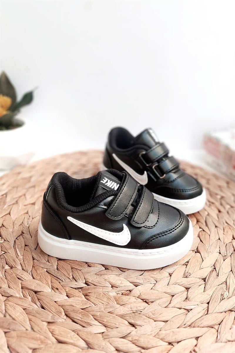 Amblem Baskılı Çocuk Spor Ayakkabı Siyah Beyaz