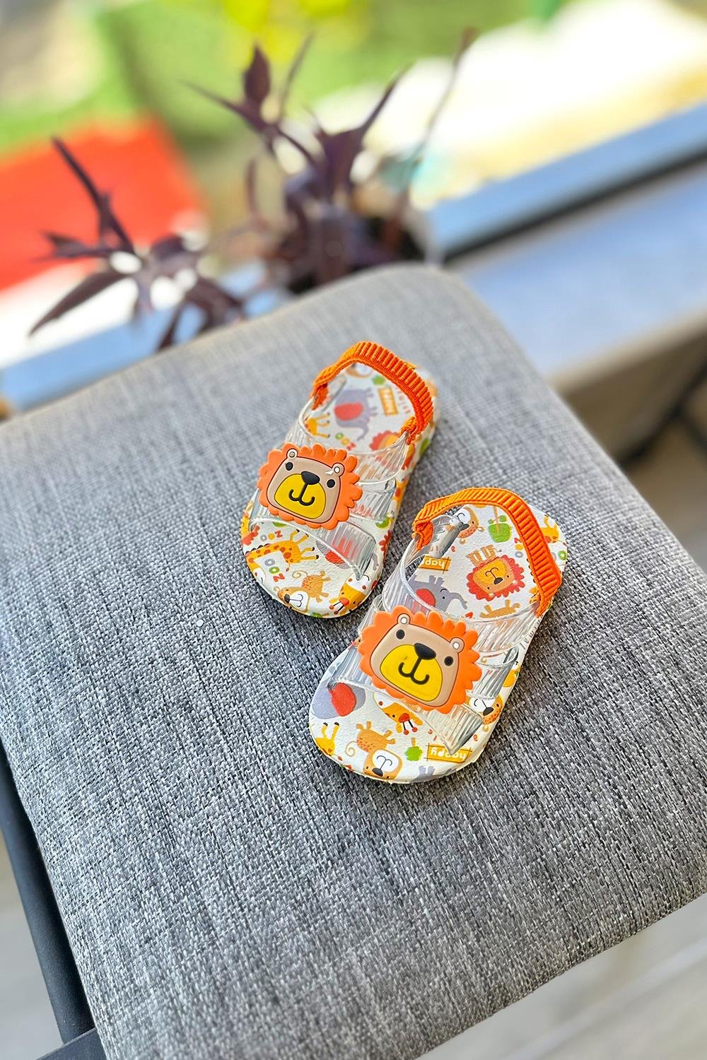 Aslan Baskılı Lastikli Çocuk Sandalet  Turuncu