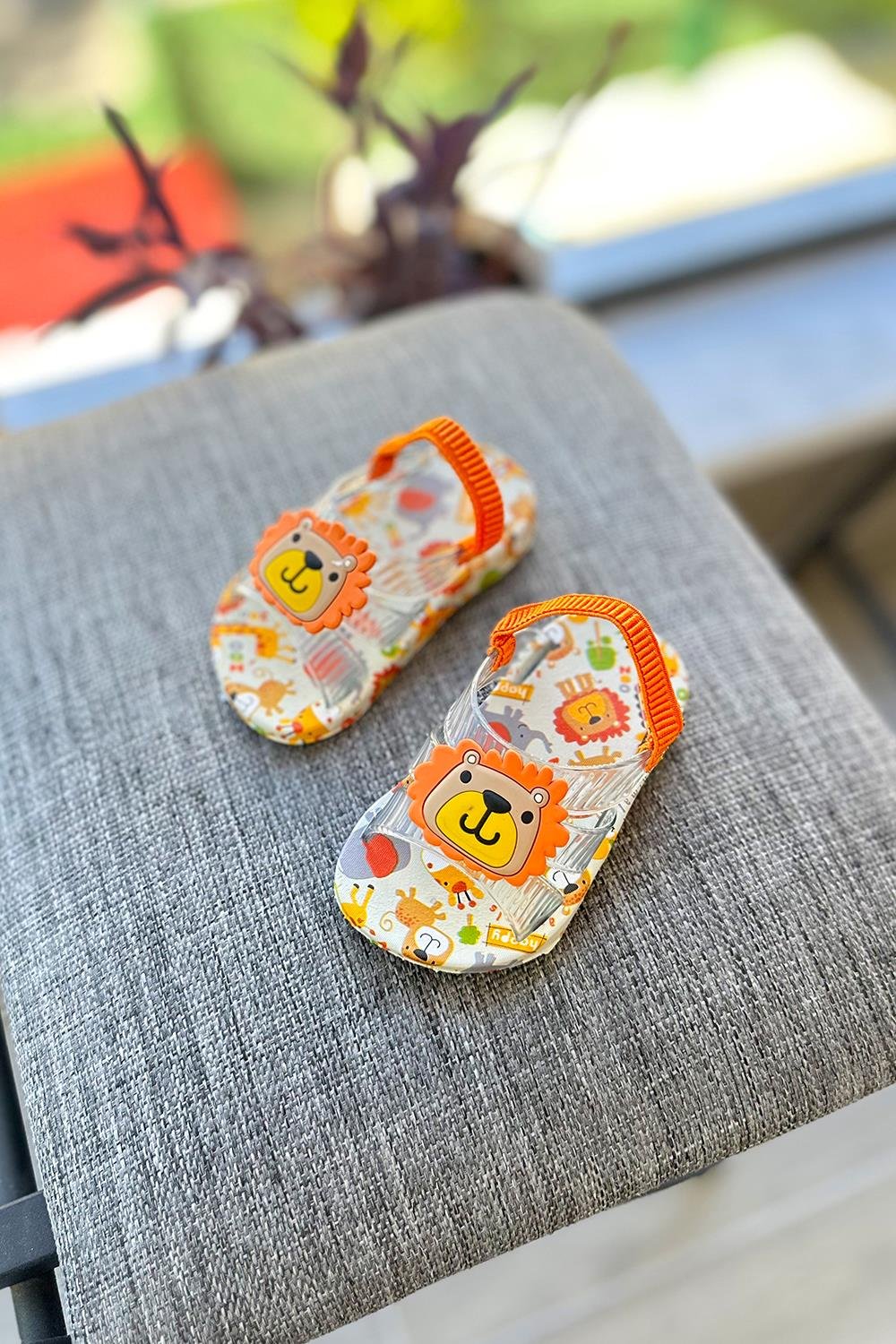 Aslan Baskılı Lastikli Çocuk Sandalet  Turuncu