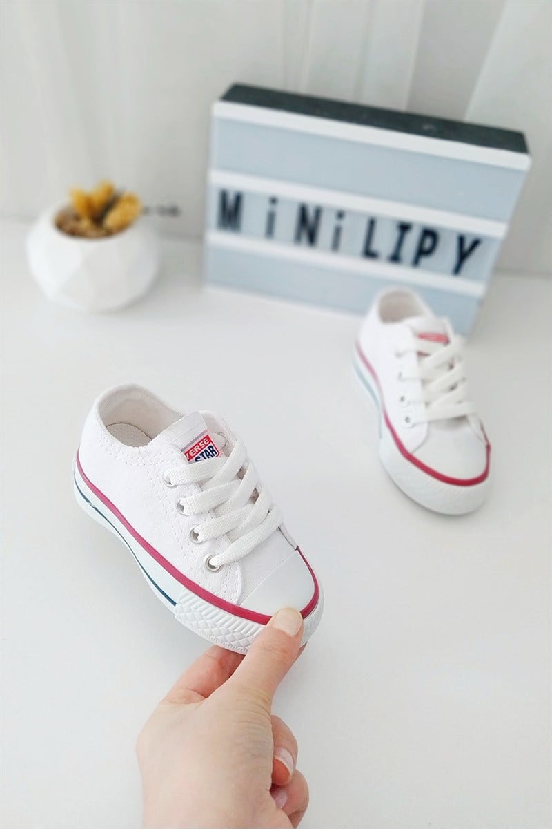 Bağcıklı Tabanı Şeritli Çocuk Bir Takım Beyaz