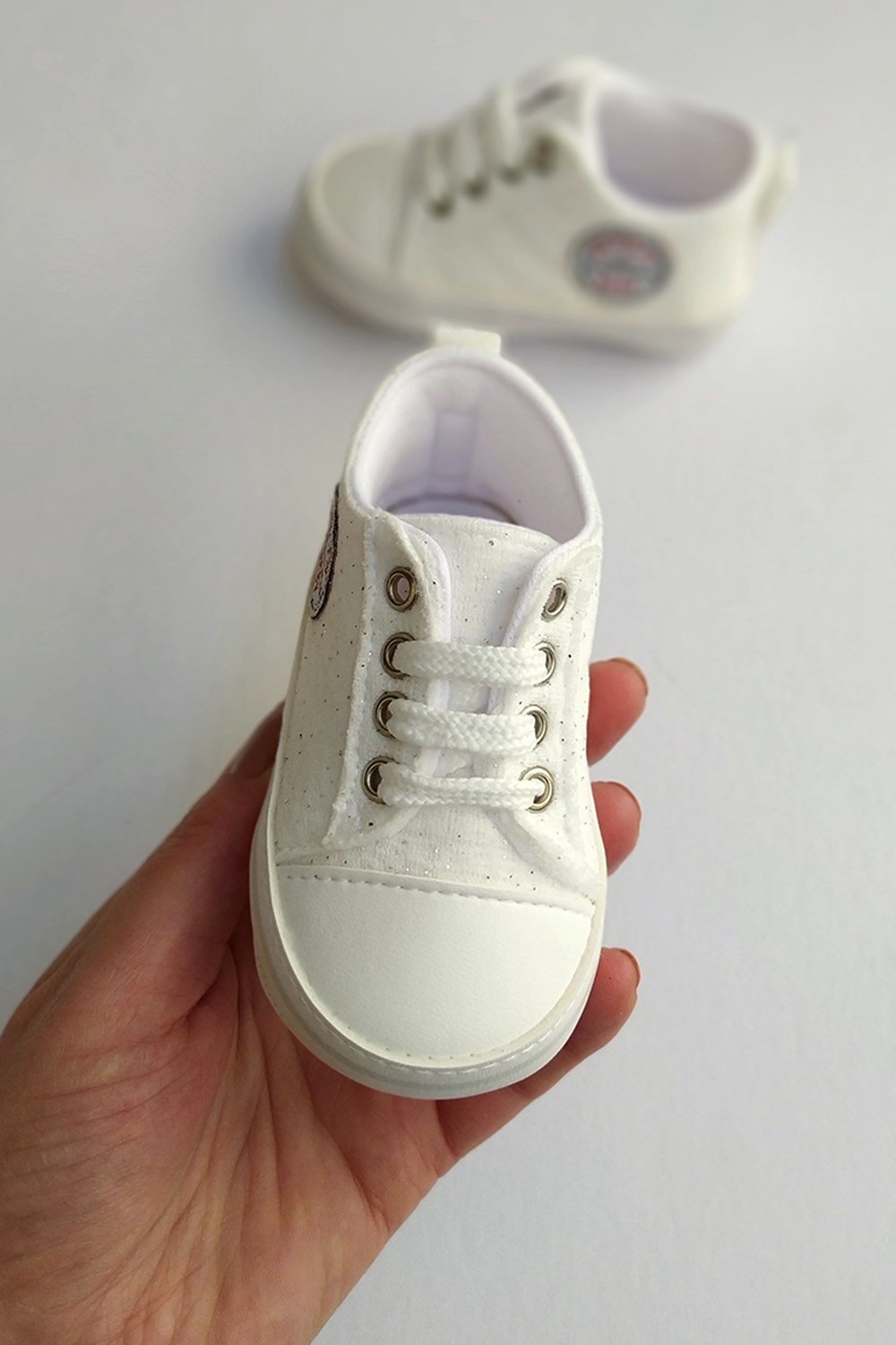 Beyaz Simli Bebek Ayakkabı