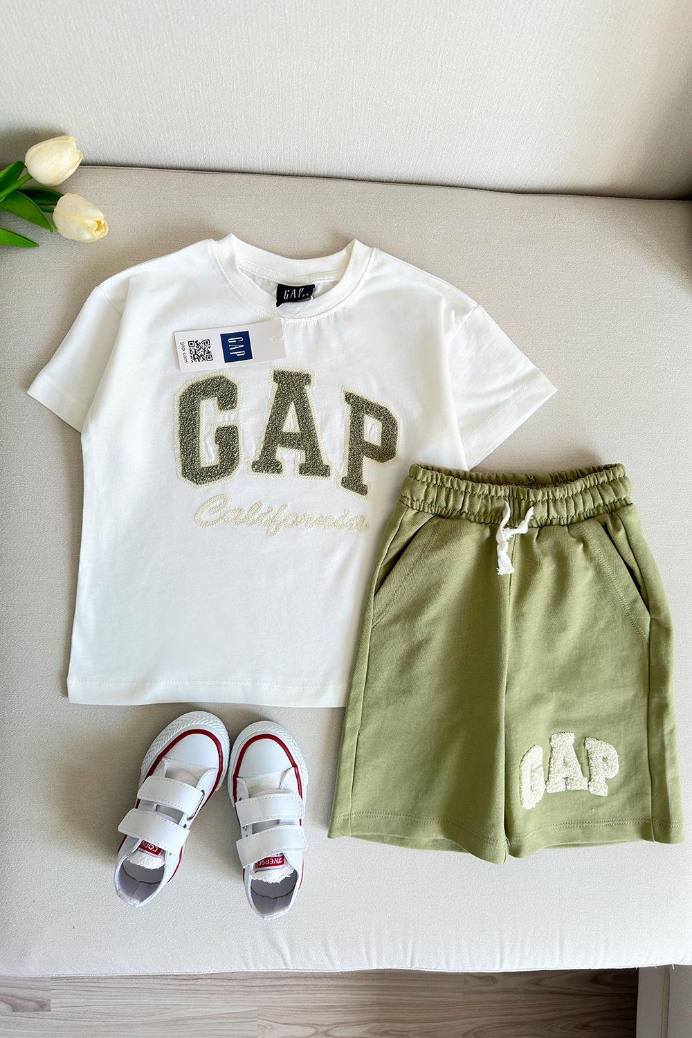 California Baskılı Çocuk Şortlu Takım Beyaz Yeşil