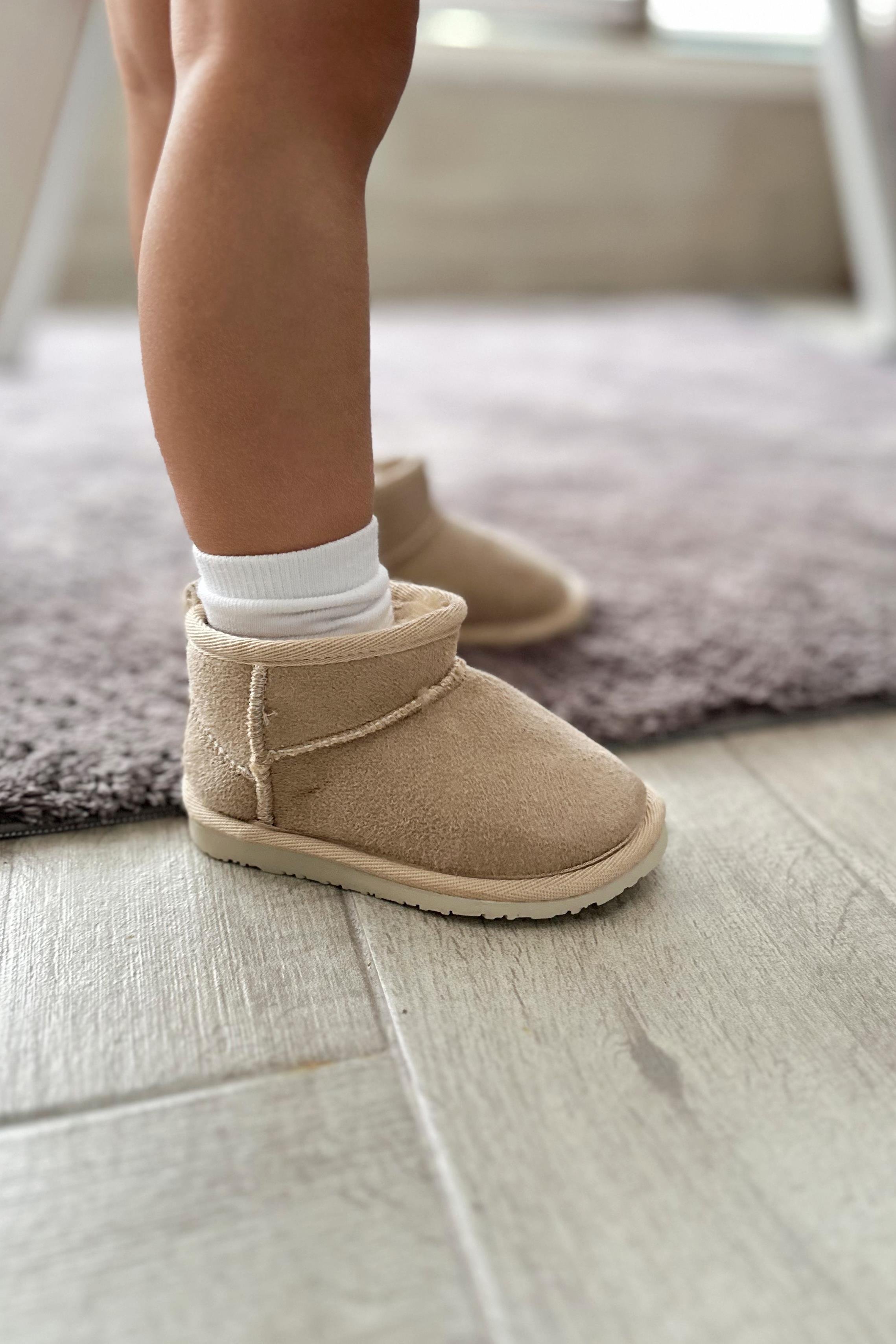 İçi Kürklü Çocuk Yarım Bot Ayakkabı Bej