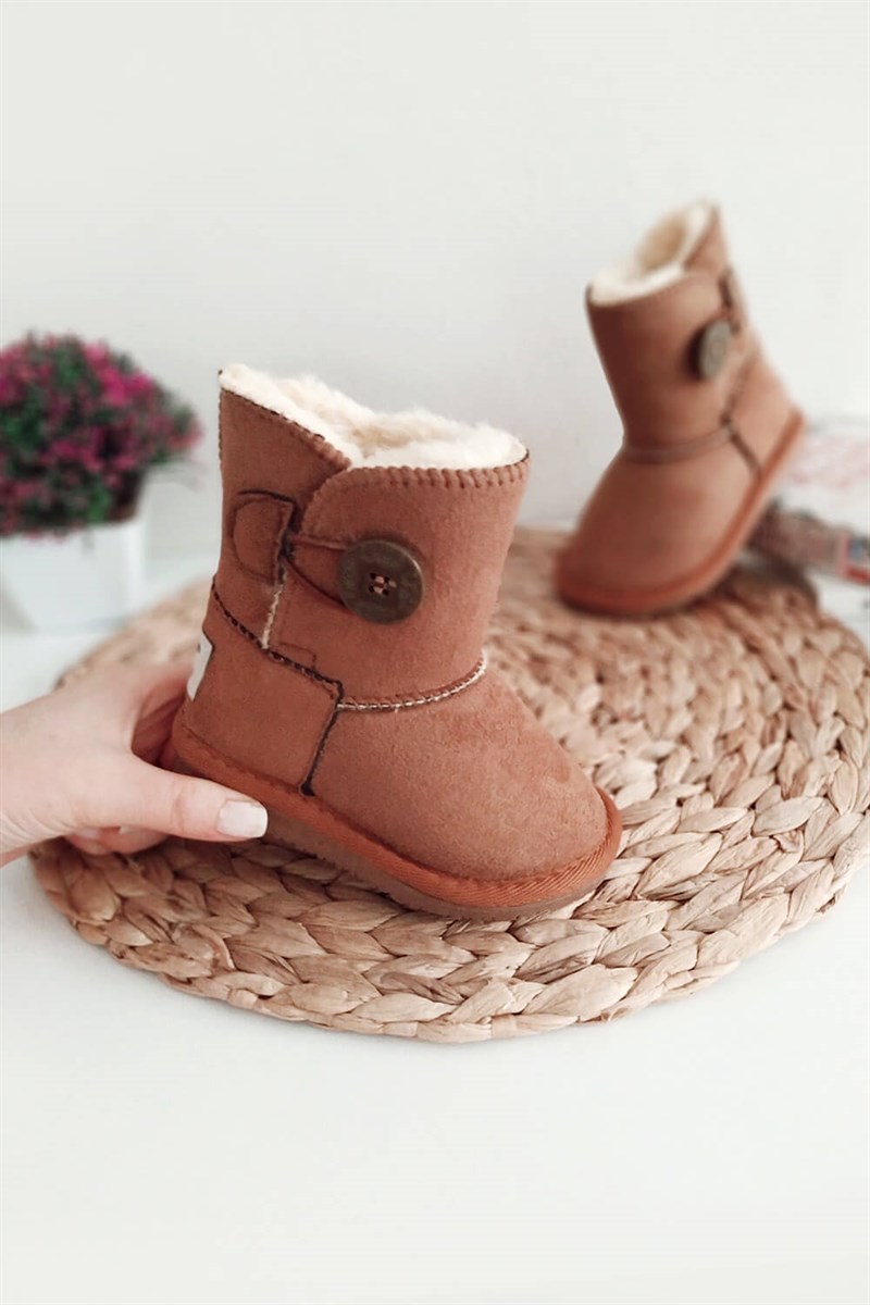 İçi Kürklü Düğmeli Çocuk Bot Kahverengi