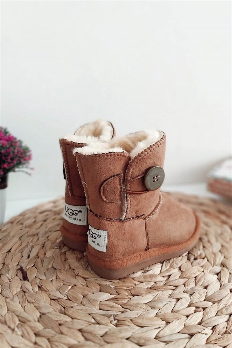 İçi Kürklü Düğmeli Çocuk Bot Kahverengi