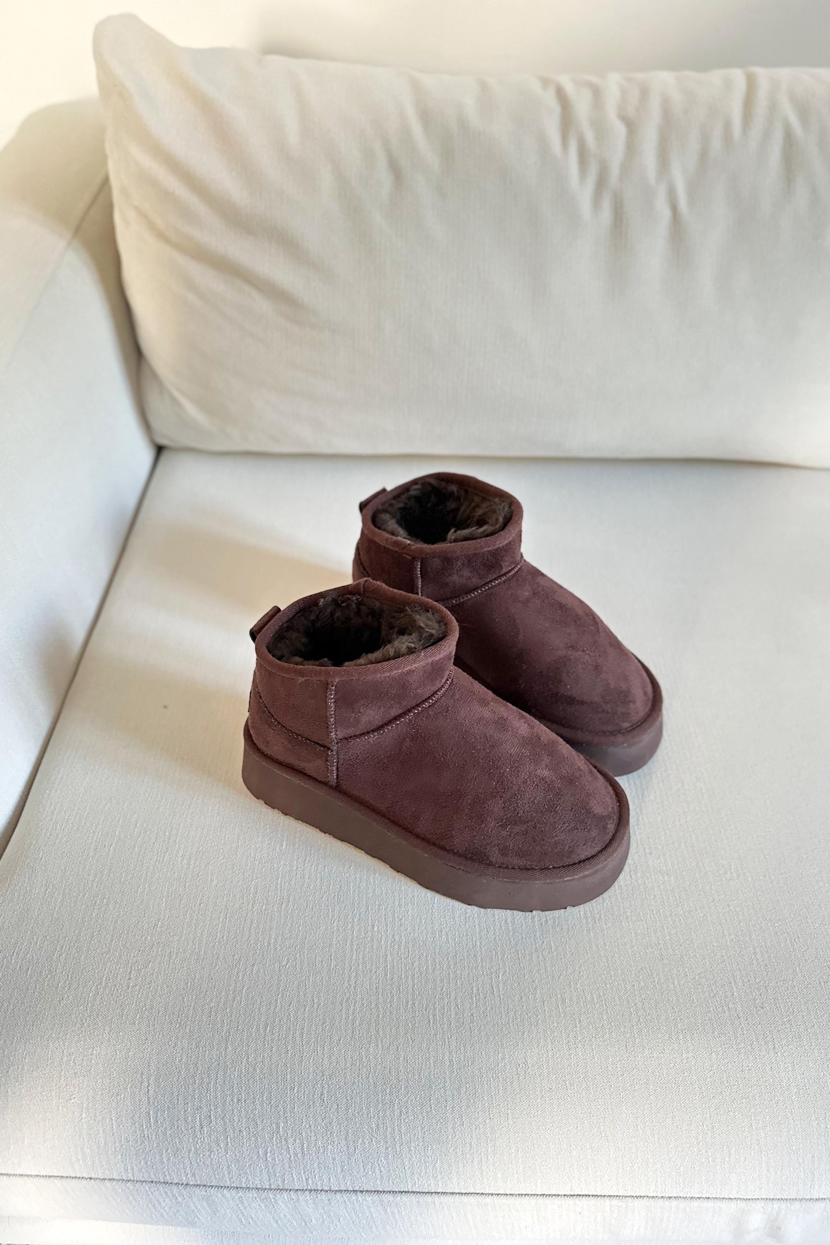 İçi Kürklü Kadın Yarım Bot Ayakkabı Acı Kahve