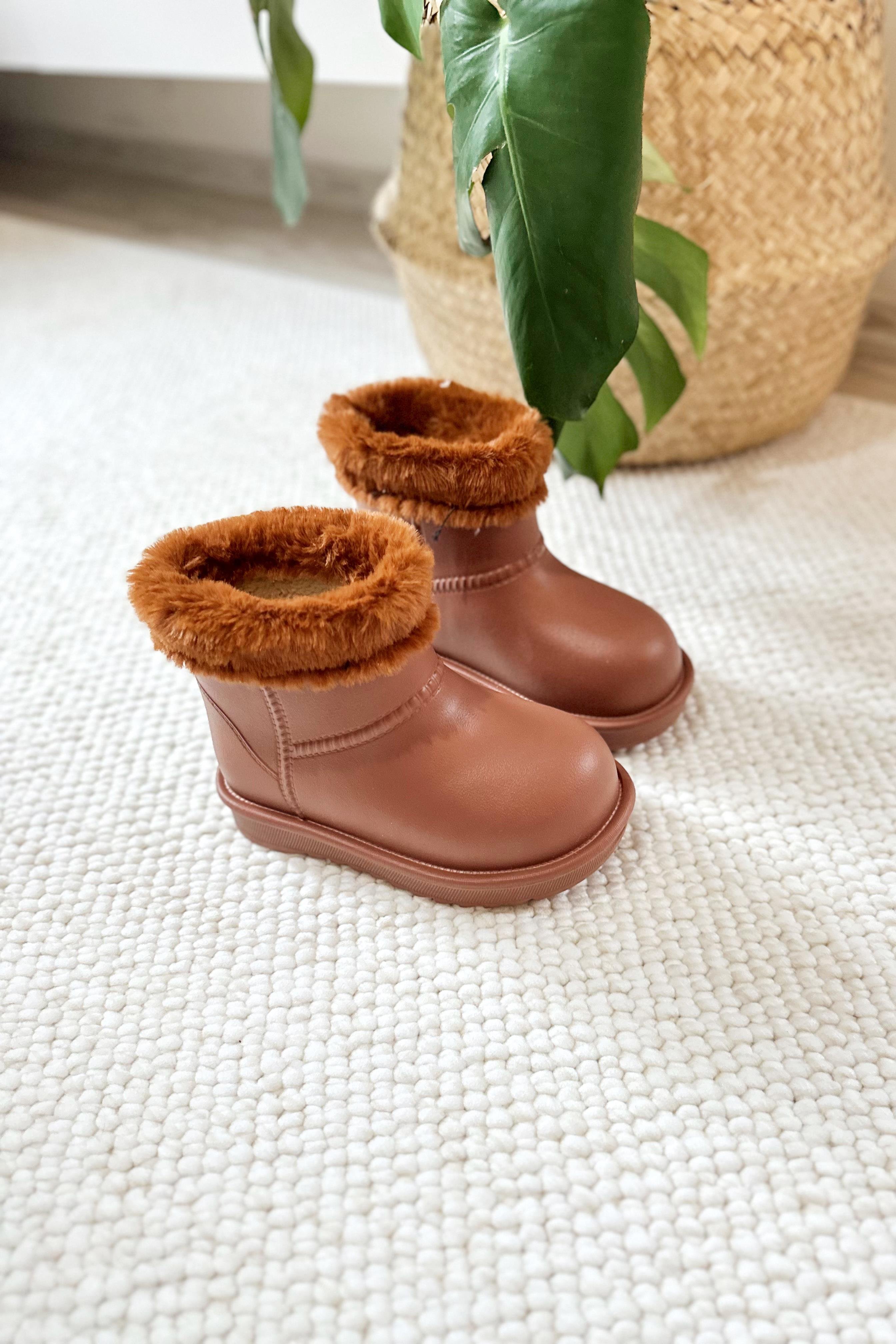 İçi Kürkü Su Geçirmez Taba Yağmur Botu Ayakkabı