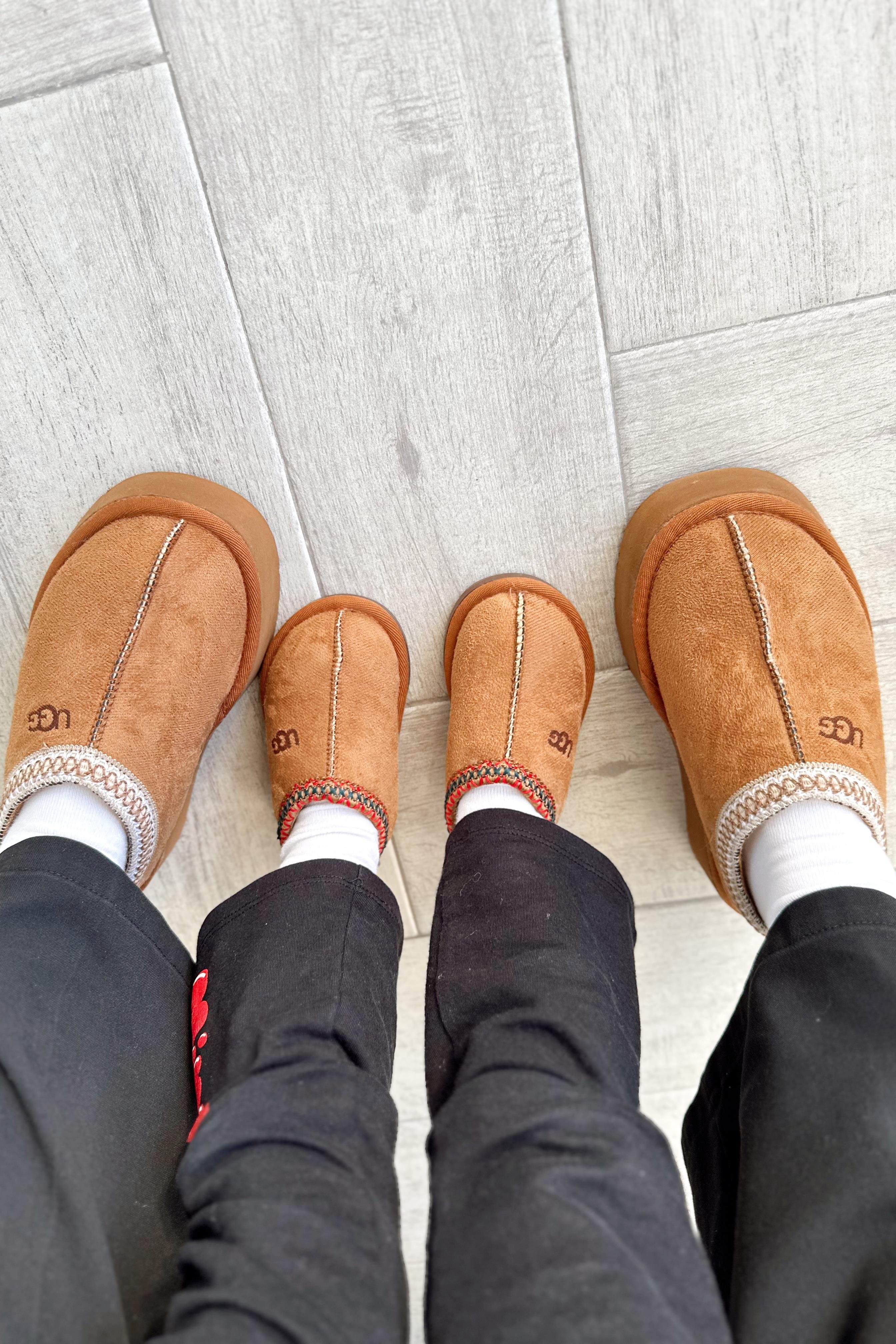 İçi Tüylü Ultra Mini Kadın Bot Taba