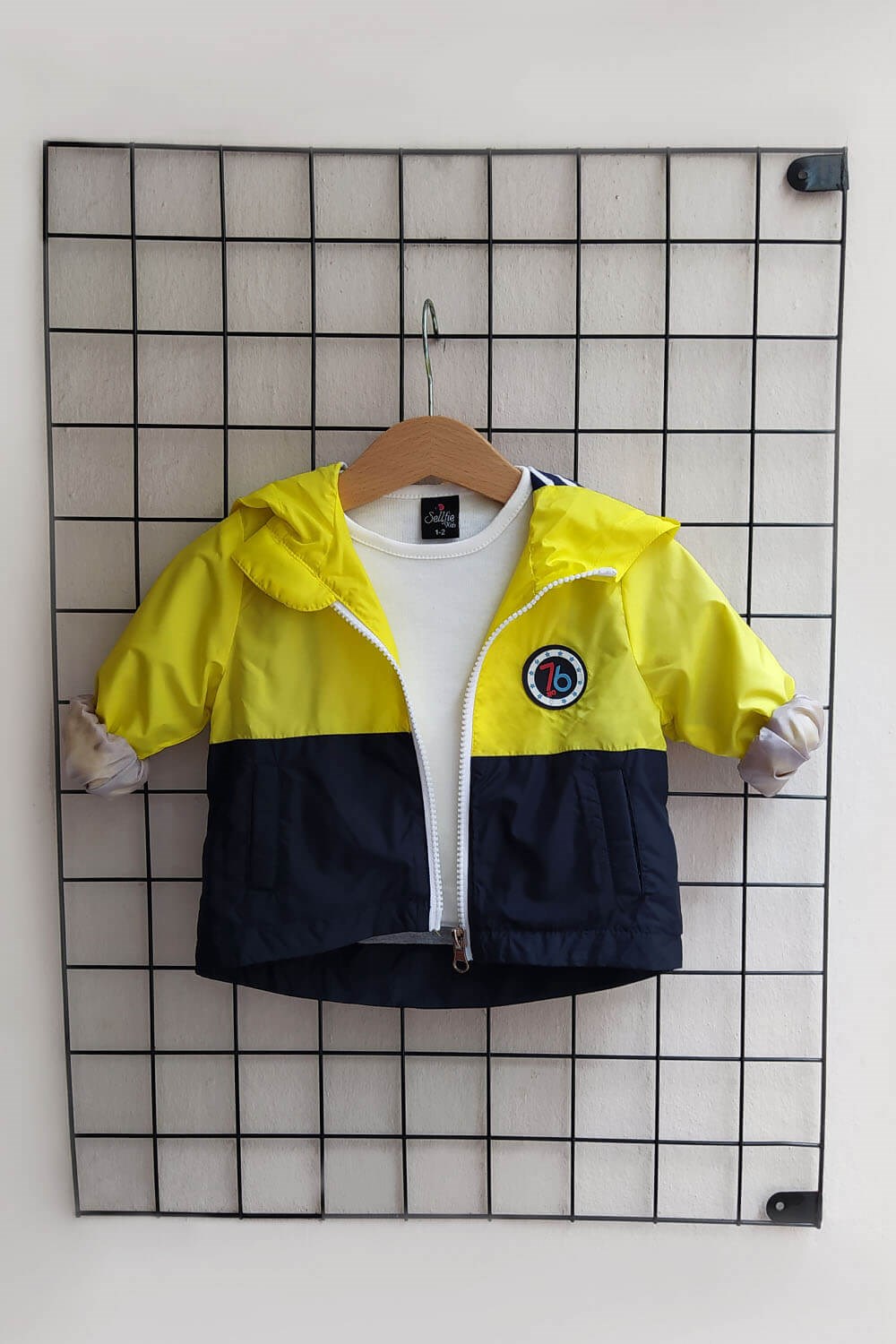 Kapşonu Çizgili Çocuk Yağmurluk Sarı Lacivert