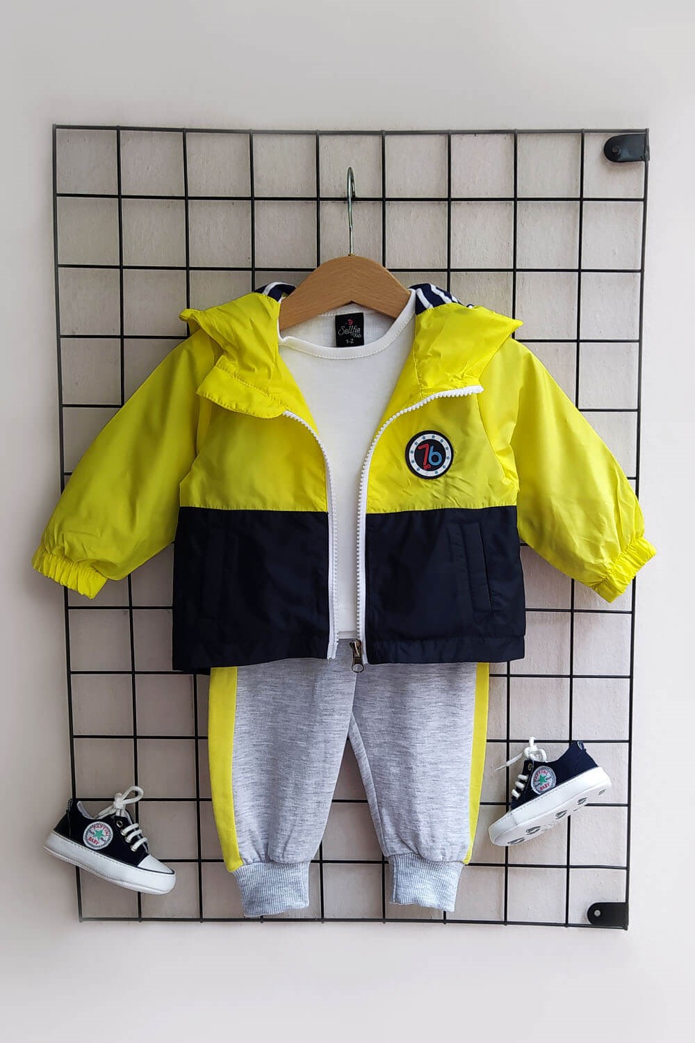 Kapşonu Çizgili Çocuk Yağmurluk Sarı Lacivert