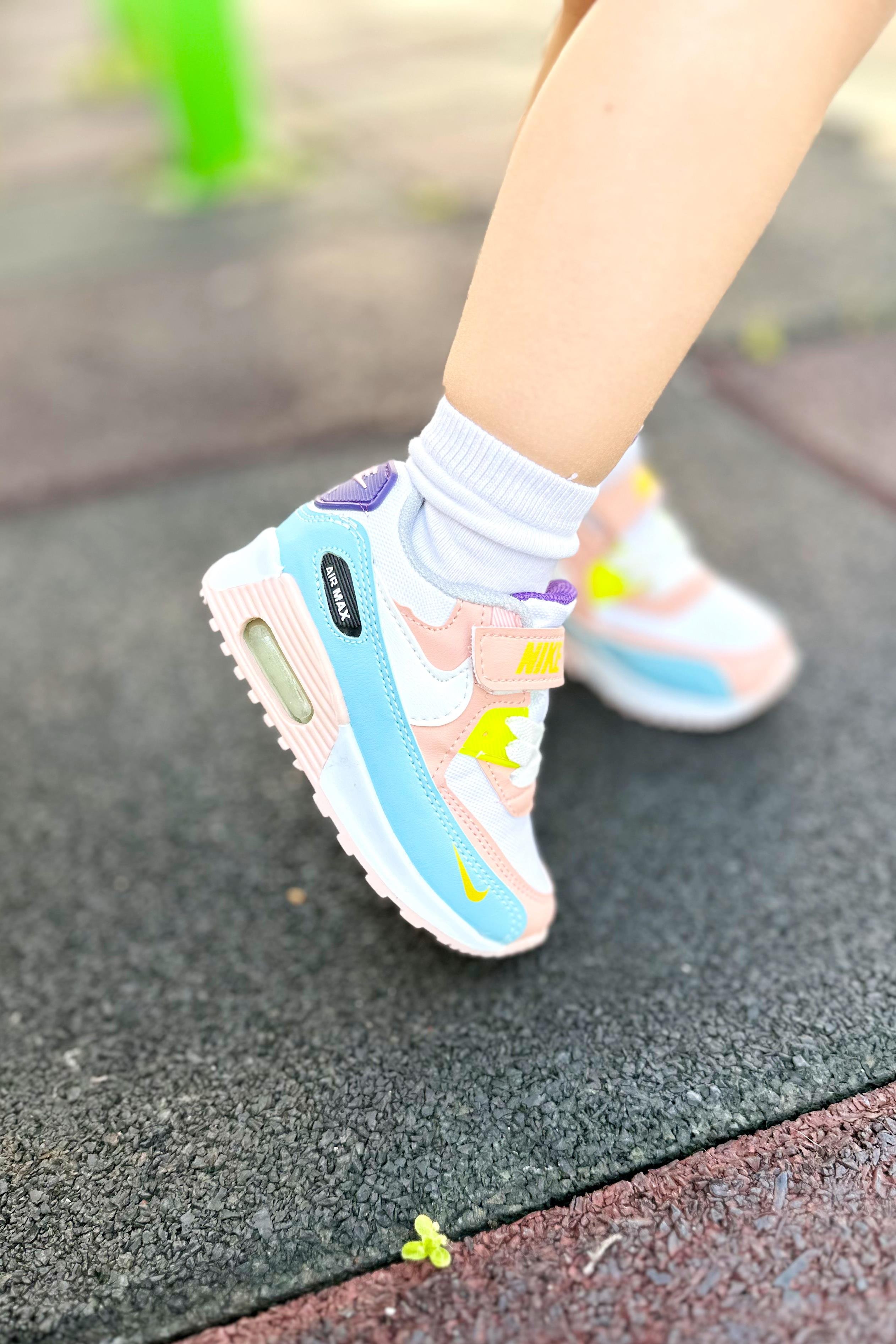 Önü Bantlı Işıklı Çocuk Spor Ayakkabı Pembe Mavi