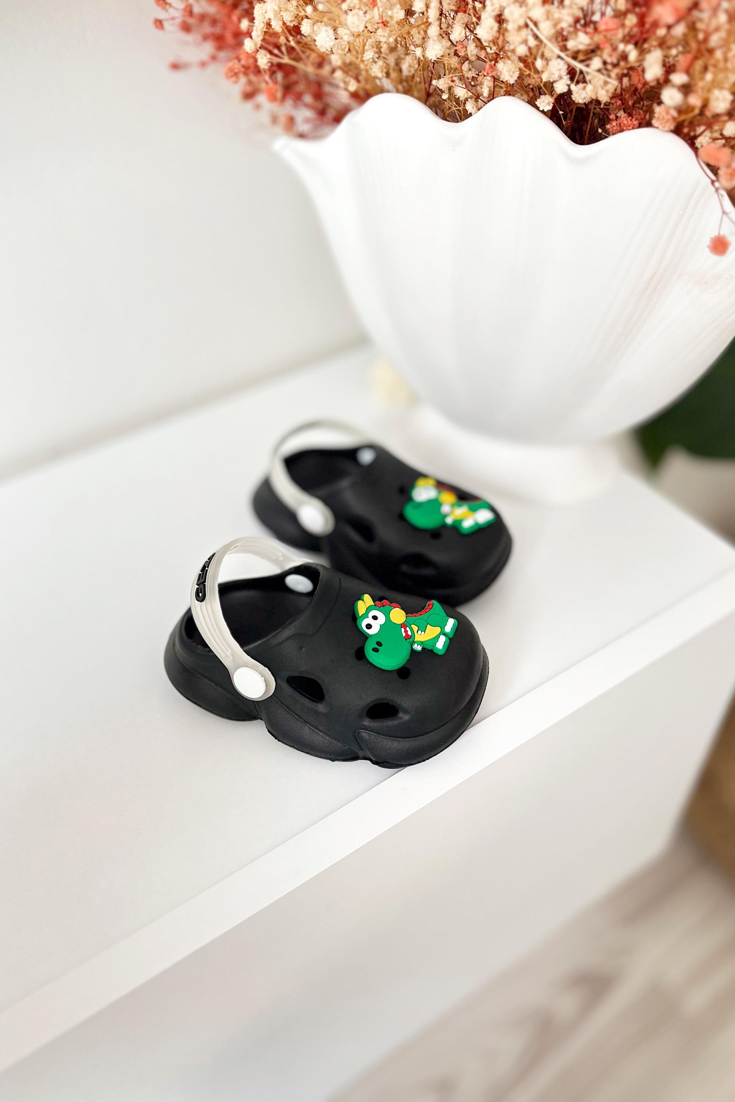 Önü Dinozorlu Çocuk Sandalet Lacivert