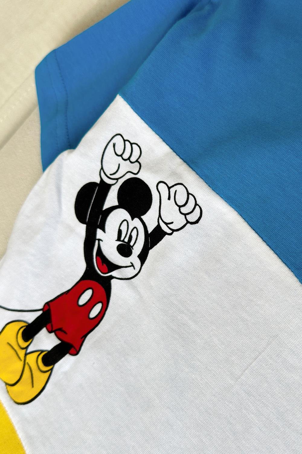 Önü Mickey Baskılı Çocuk Şortlu Takım Mavi Beyaz
