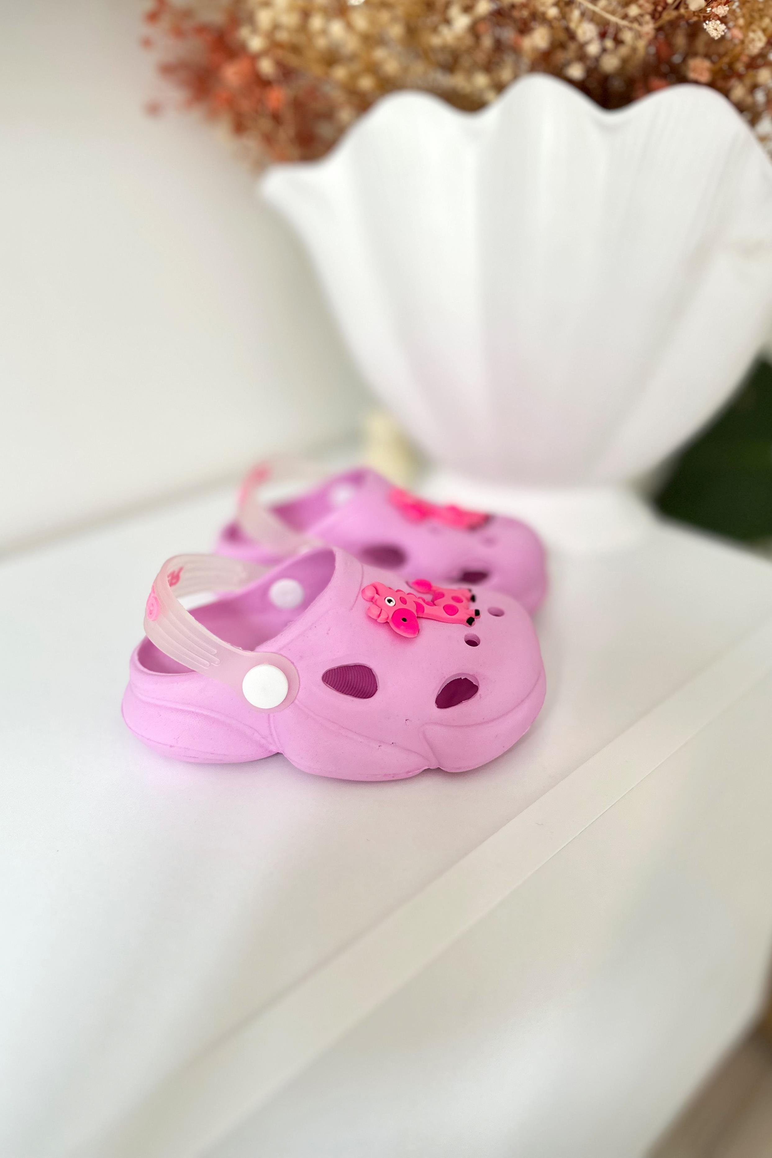 Önü Zürafalı Çocuk Sandalet Pembe