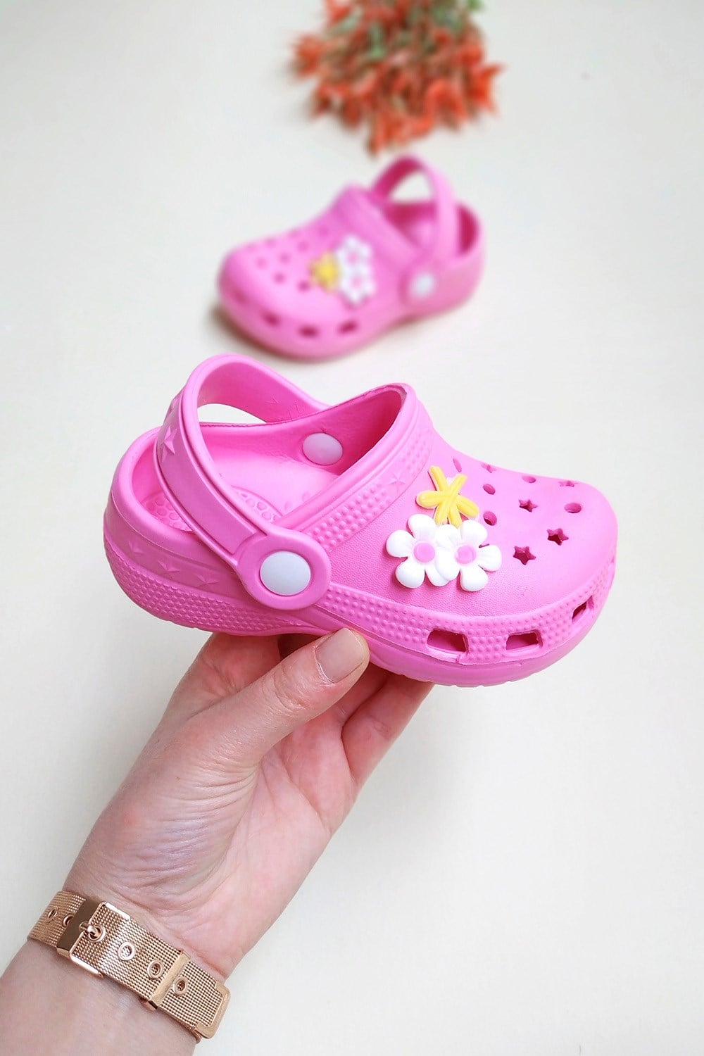 Papatya Desenli Kız Çocuk Sandalet Pembe Beyaz