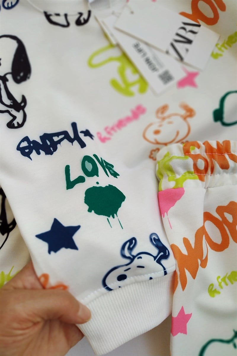 Snoopy Baskılı Çocuk Eşofman Takımı Beyaz