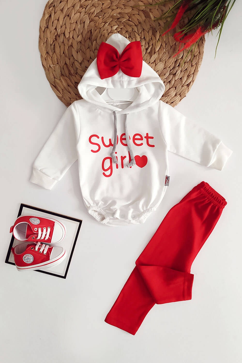 Sweet Girl Baskılı Zıbın Takım Kırmızı Beyaz